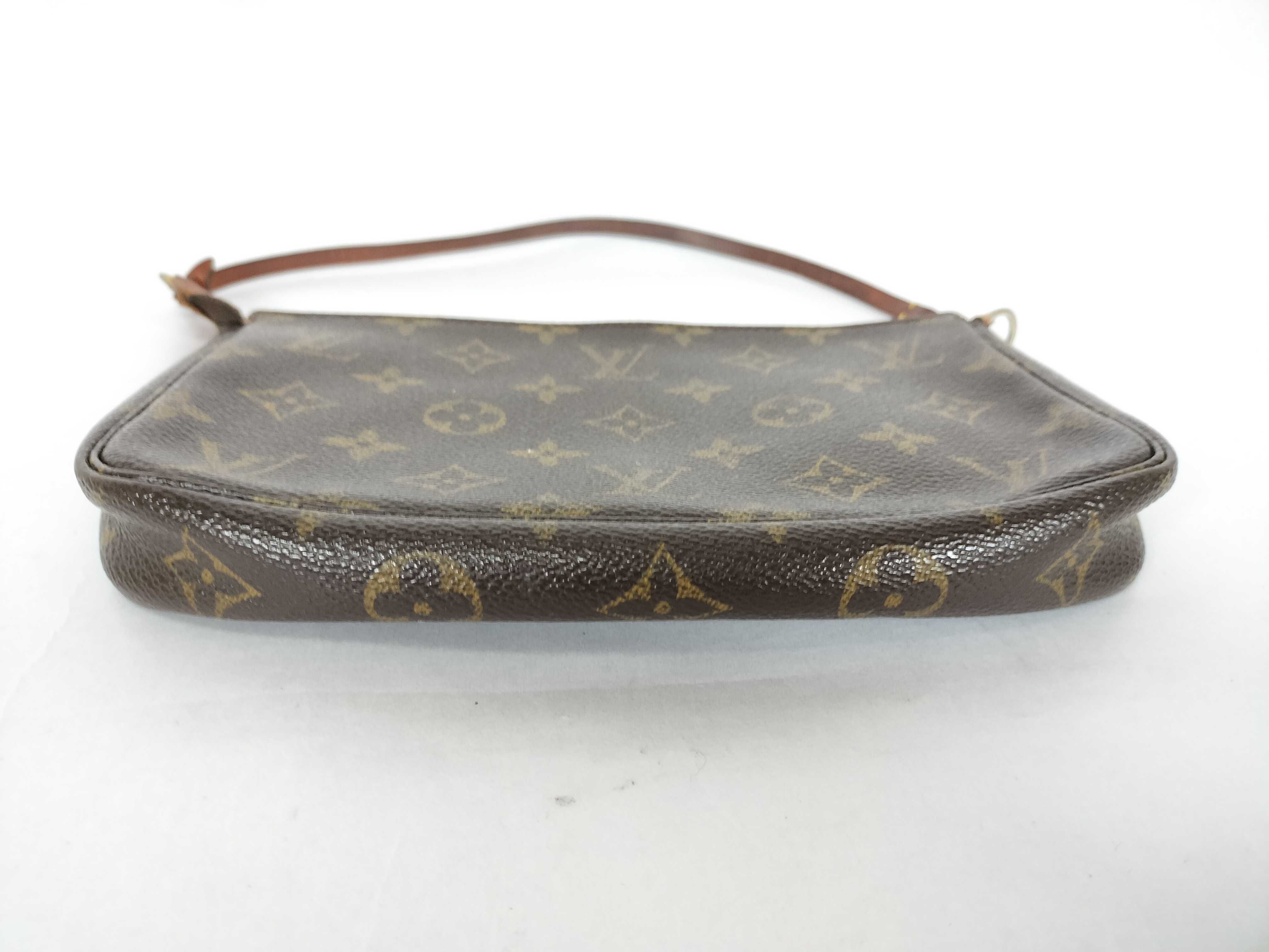 Monogram Pochette Accessoires Monogram M51980 Pouch — view 7