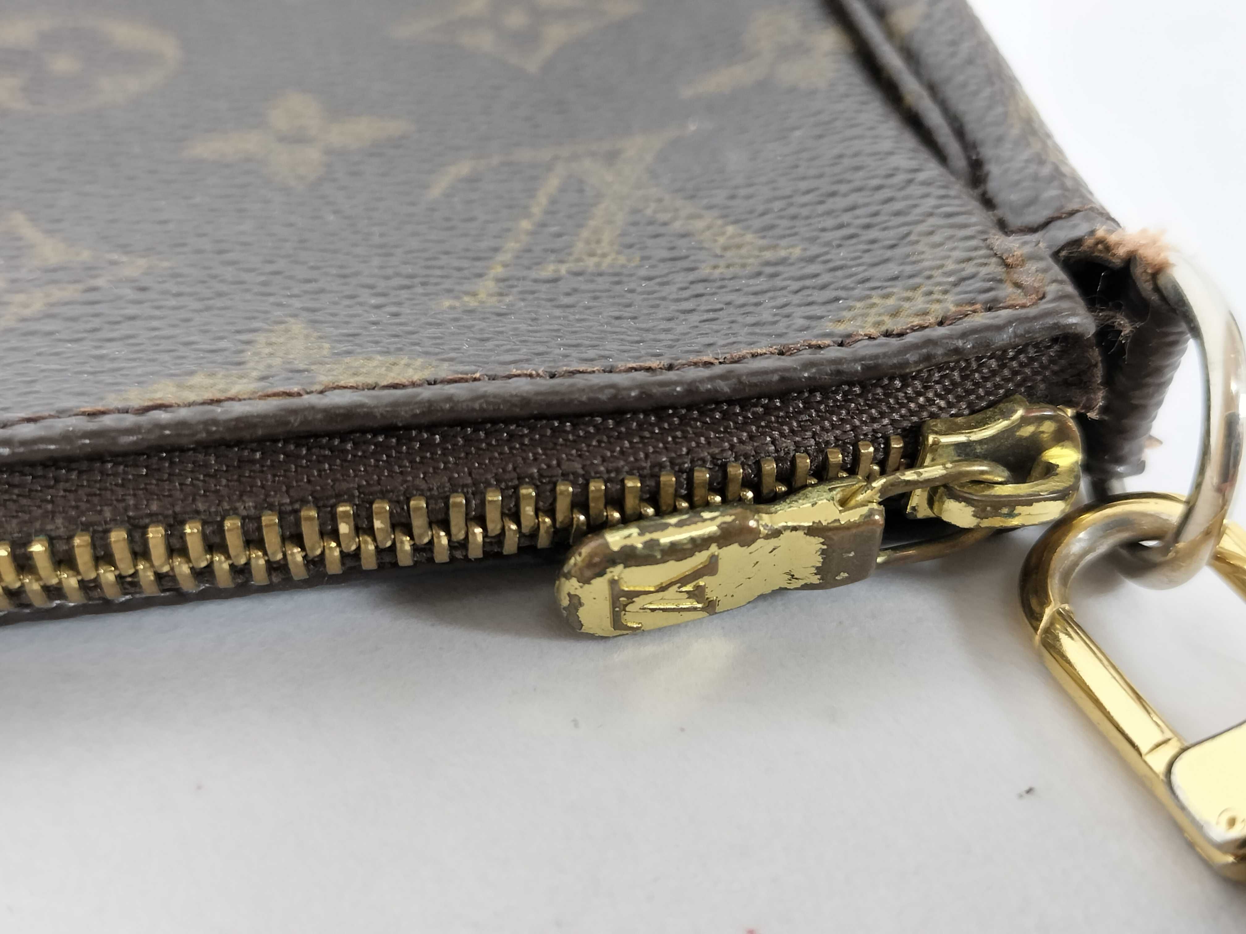 Monogram Pochette Accessoires Monogram M51980 Pouch — view 8