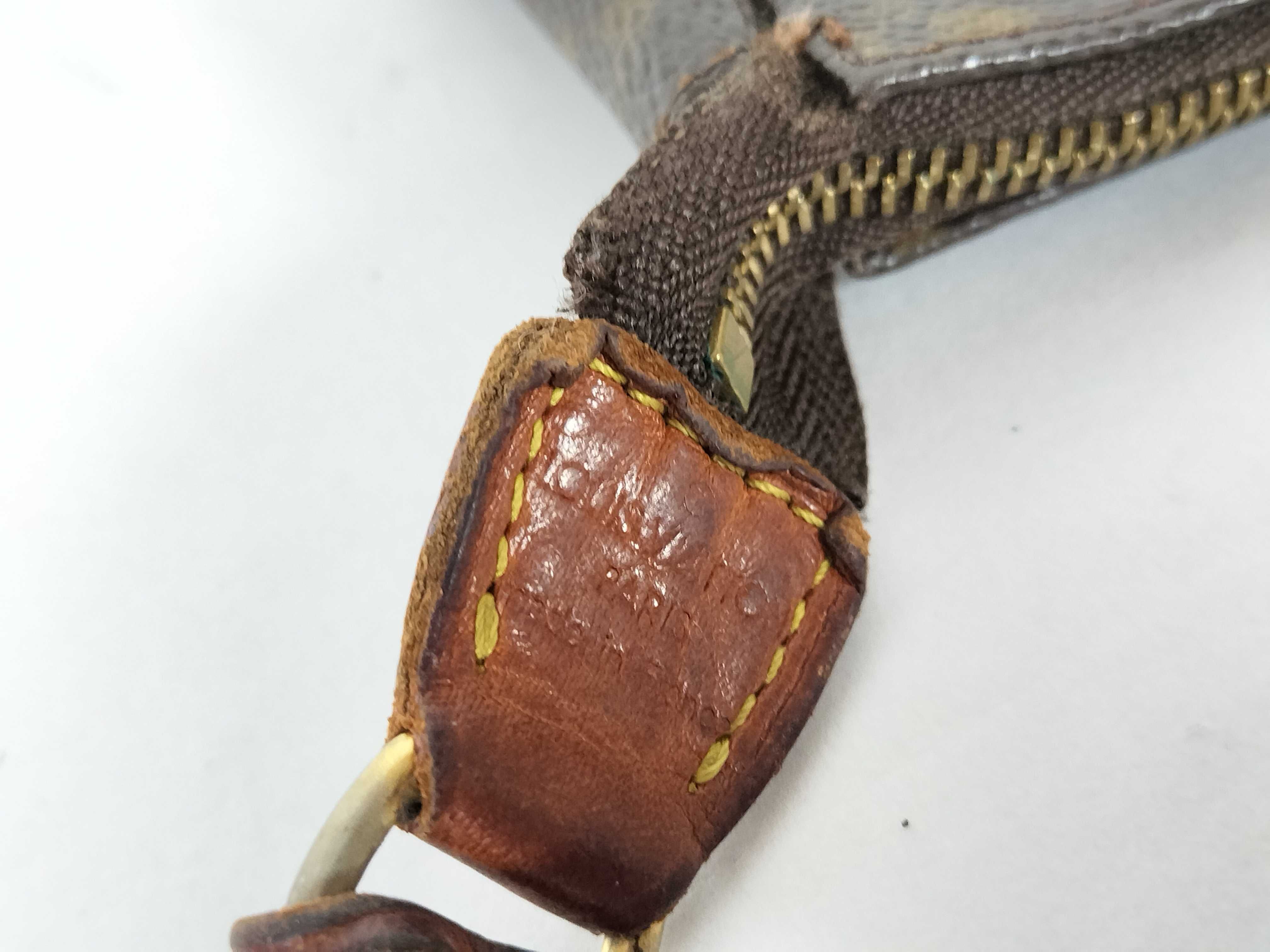 Monogram Pochette Accessoires Monogram M51980 Pouch — view 10