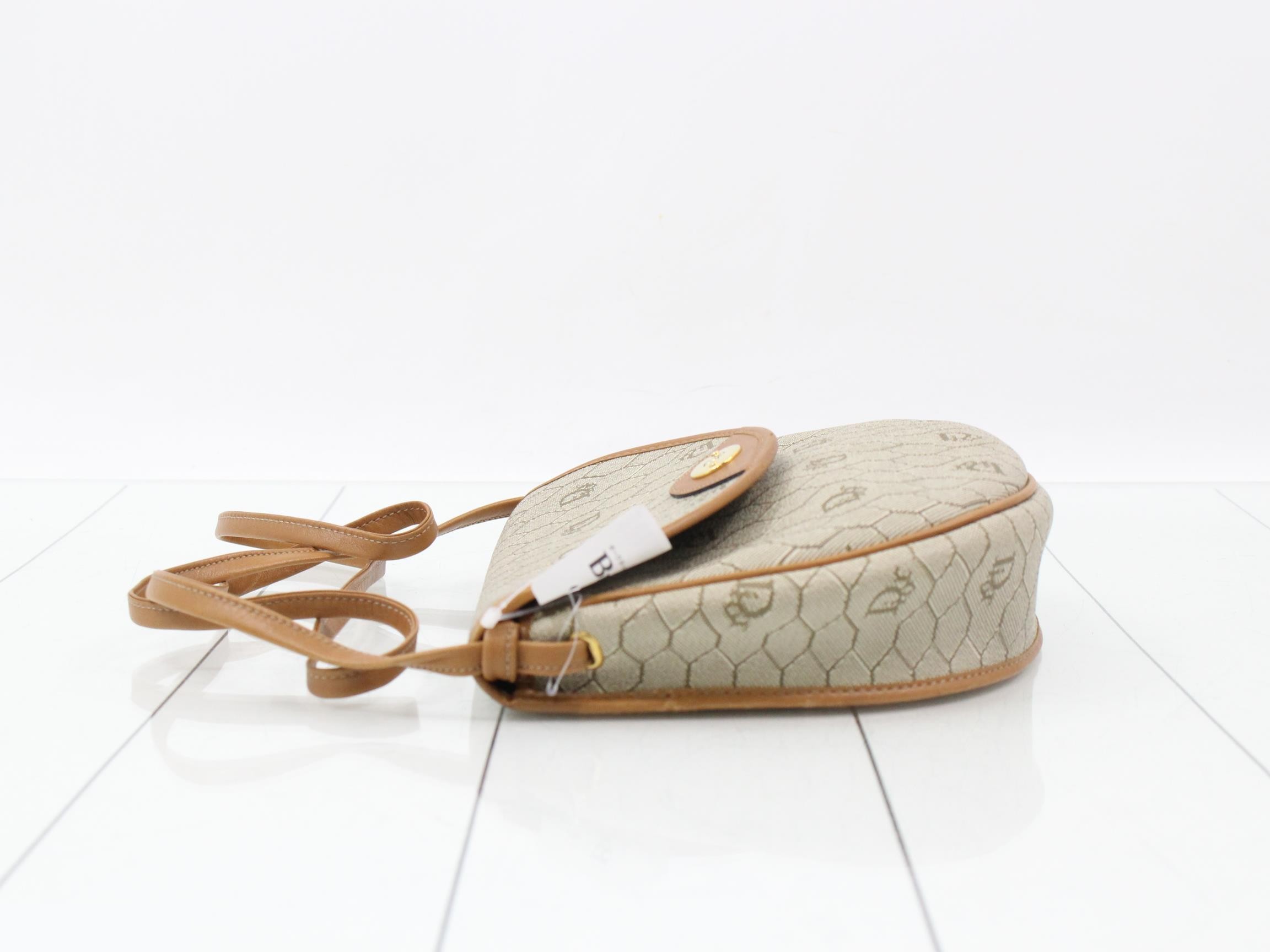 Honeycomb Shoulder Bag — view 4