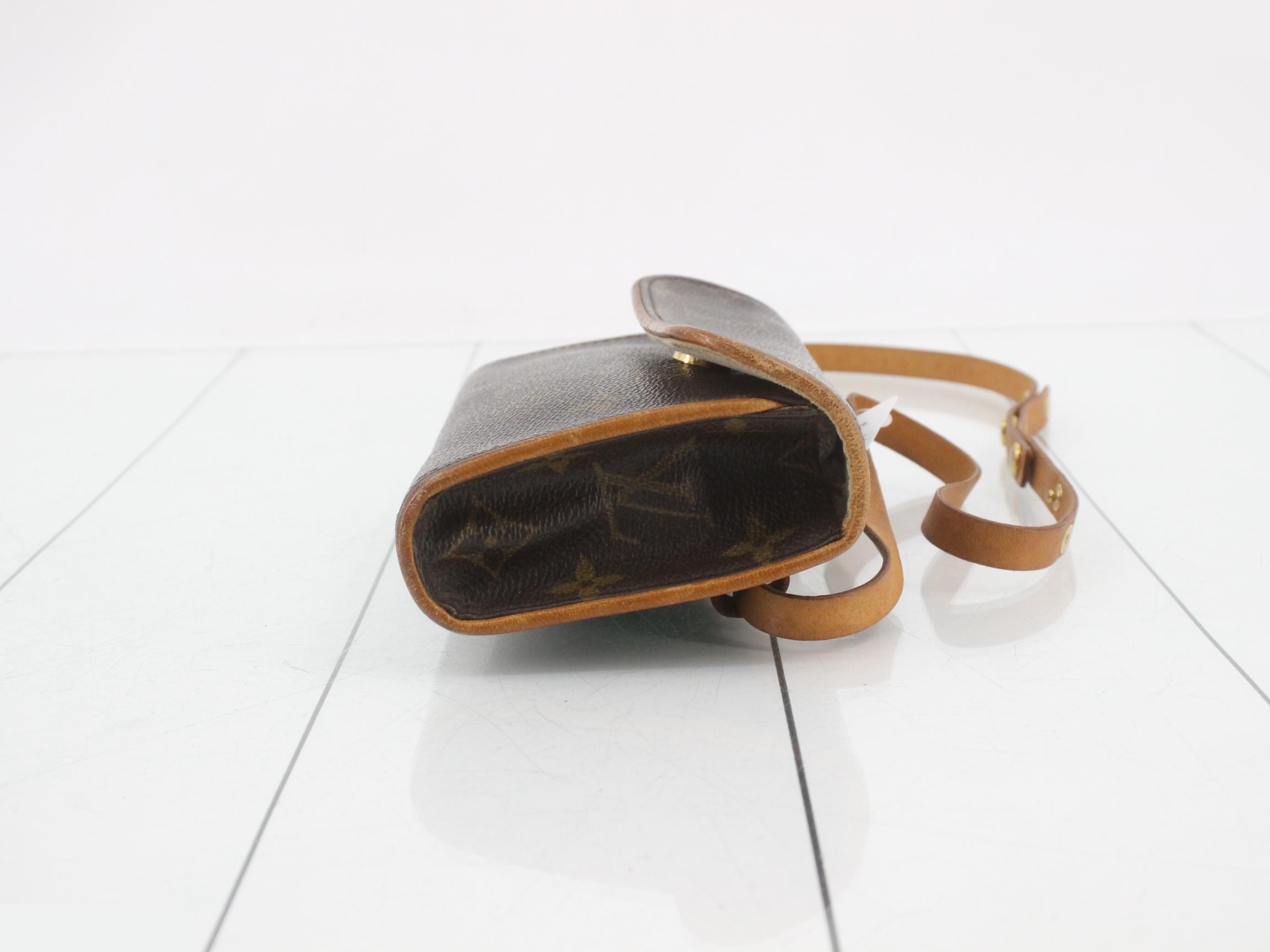 Florentine Pochette with Shoulder Strap — view 3