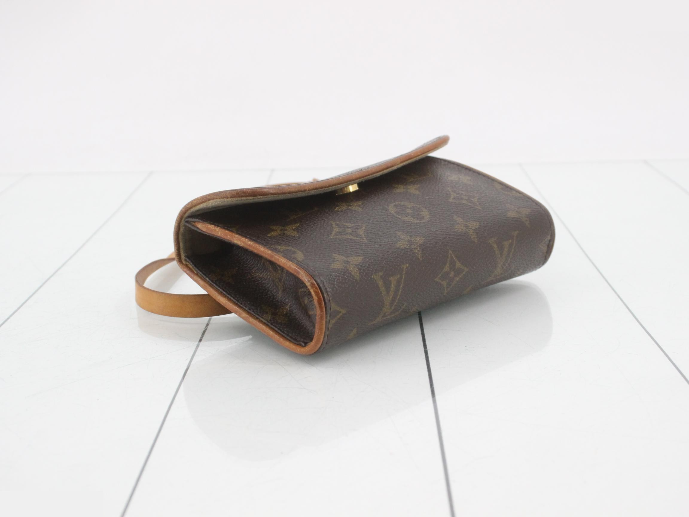 Florentine Pochette with Shoulder Strap — view 5
