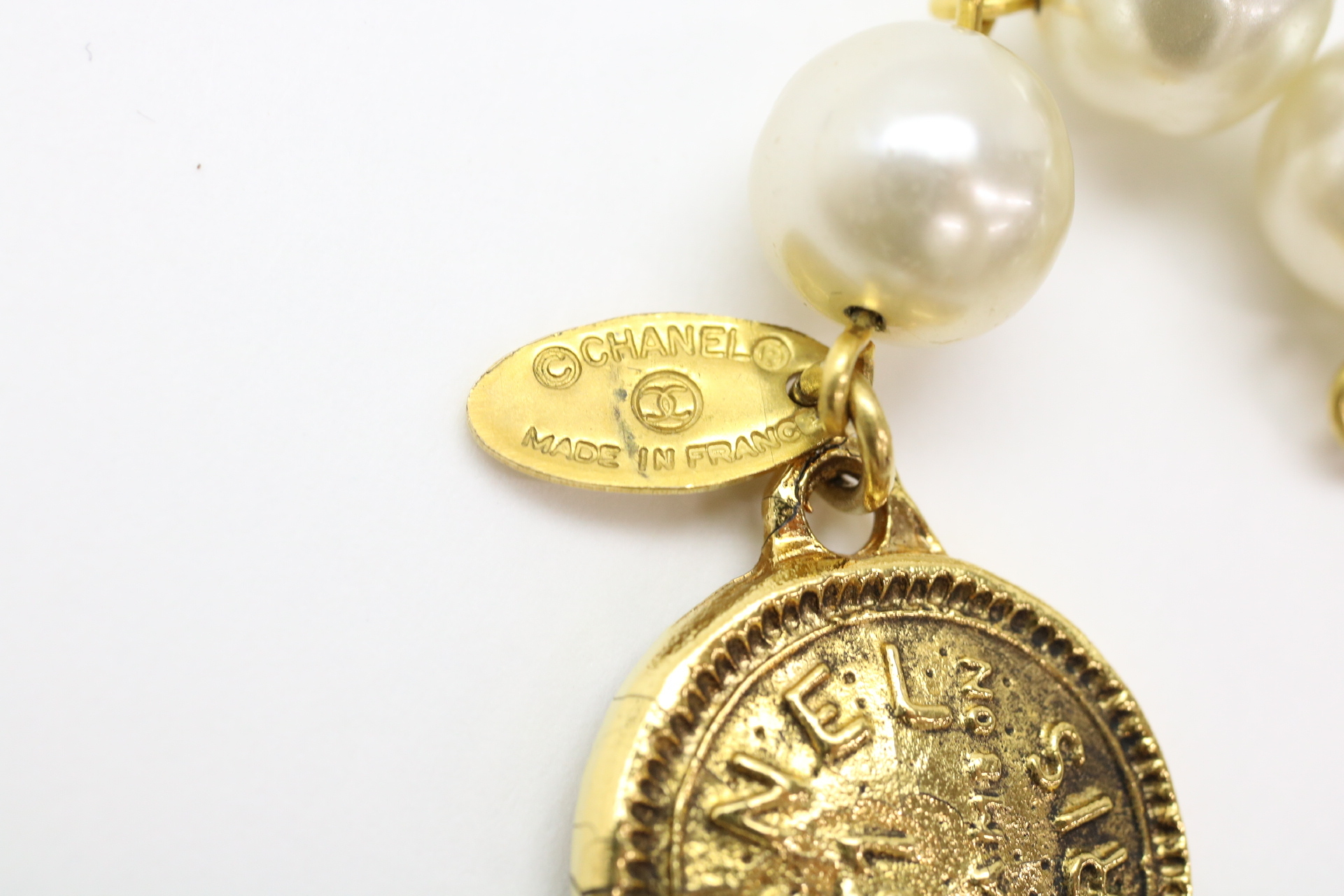 Cambon Pearl Long Necklace with Plate — view 6