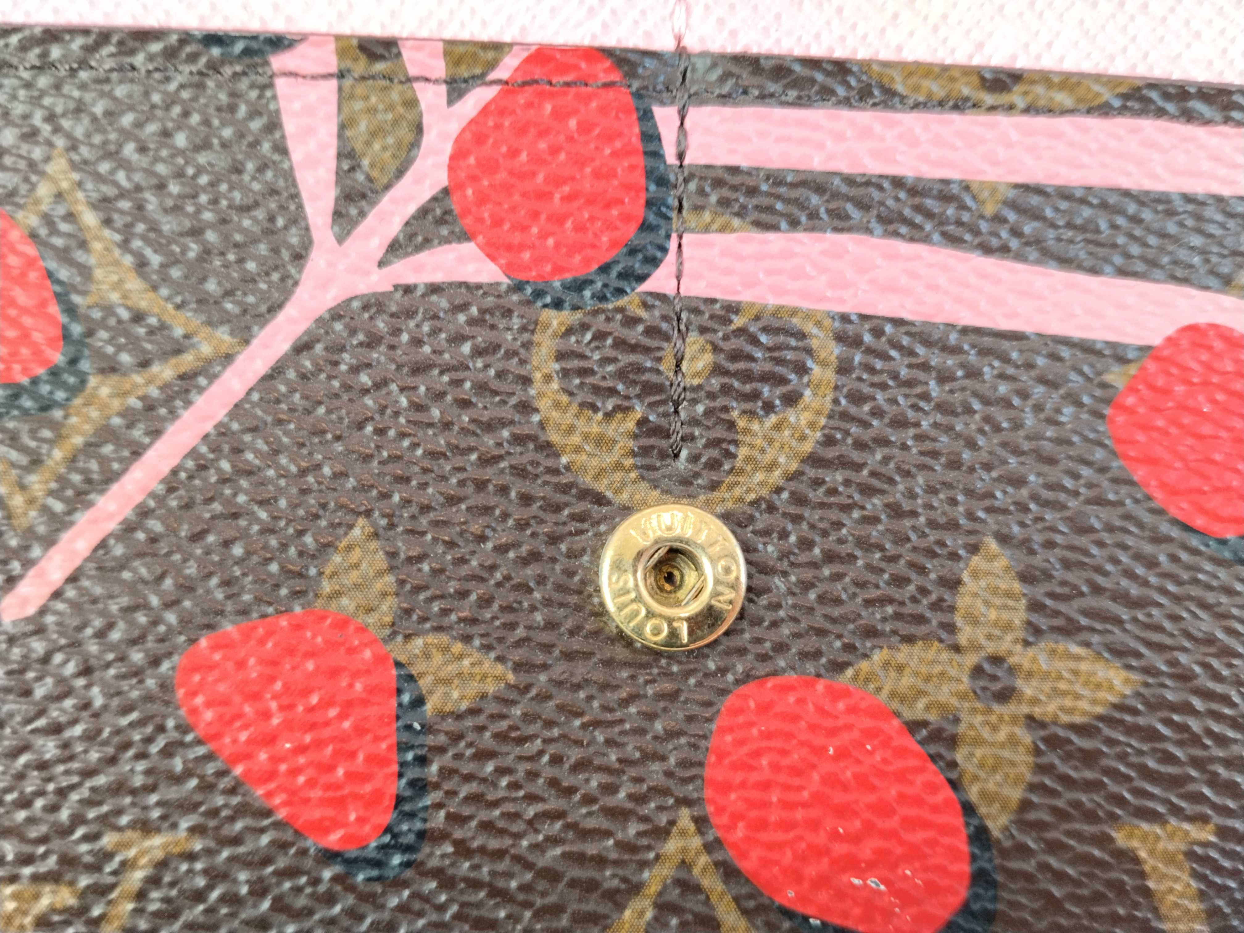 LV Portefeuille Sarah M42576 Mono Summer Jungle Dot Wallet — view 13