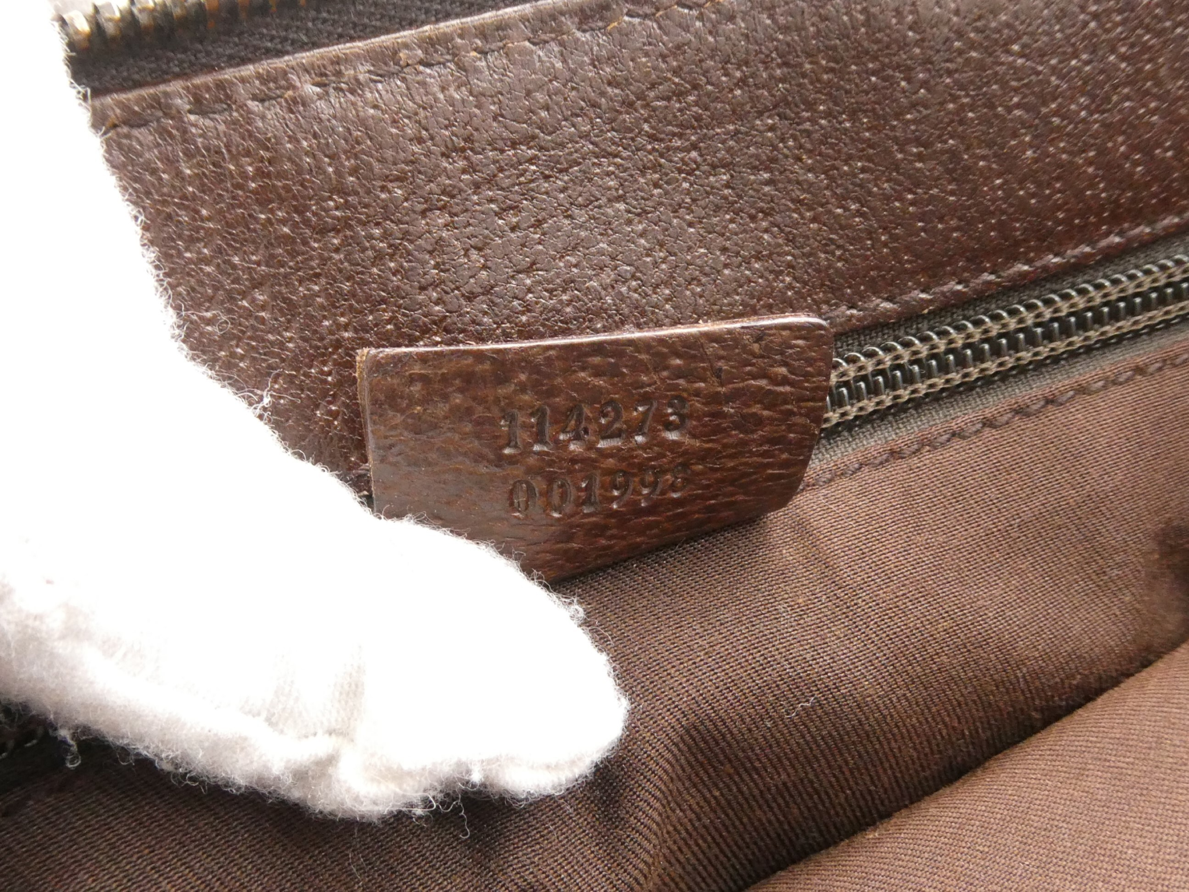 GG Canvas Leather Shoulder Bag — view 9