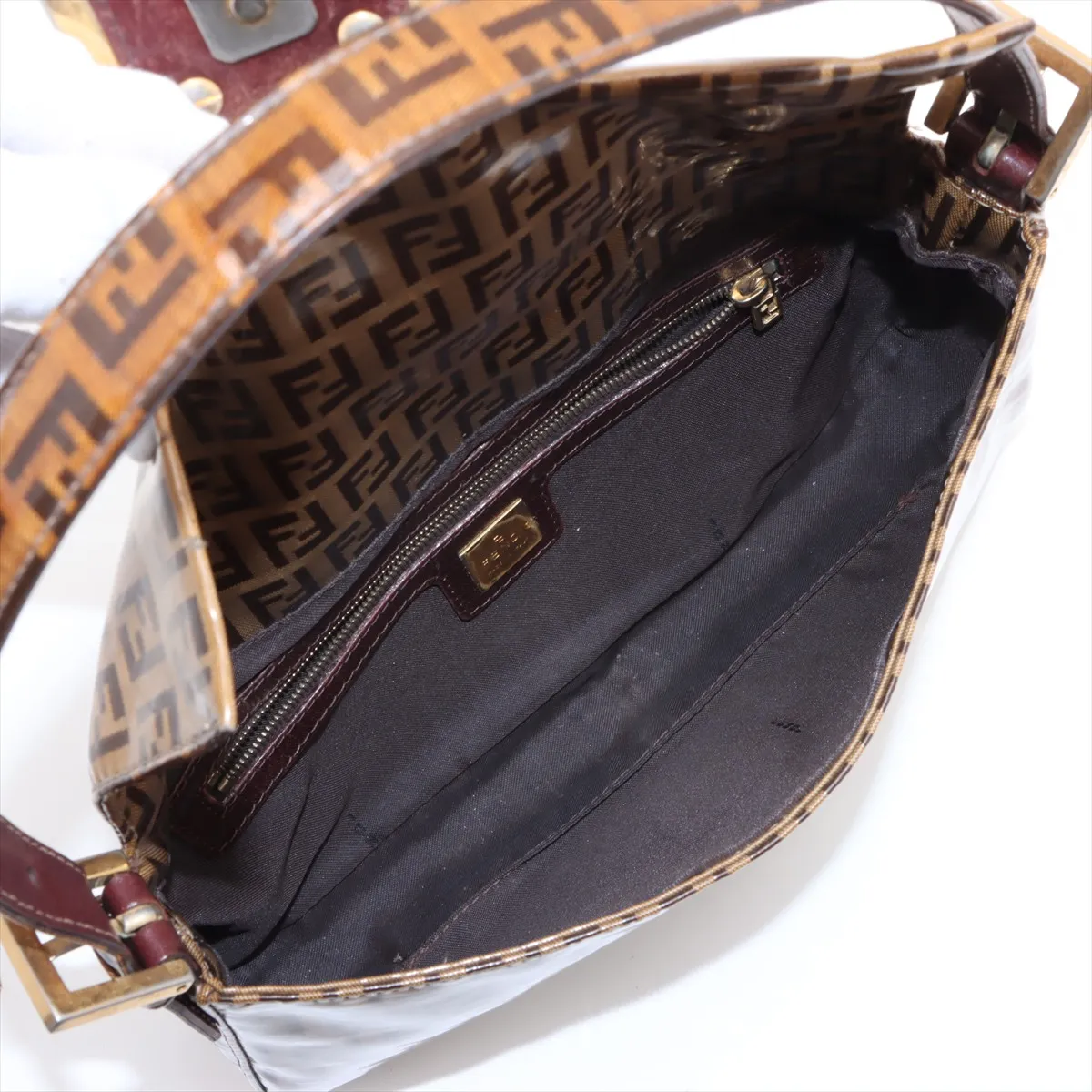 Zucchino Mamma Bucket Vinyl Shoulder Bag Brown — view 7
