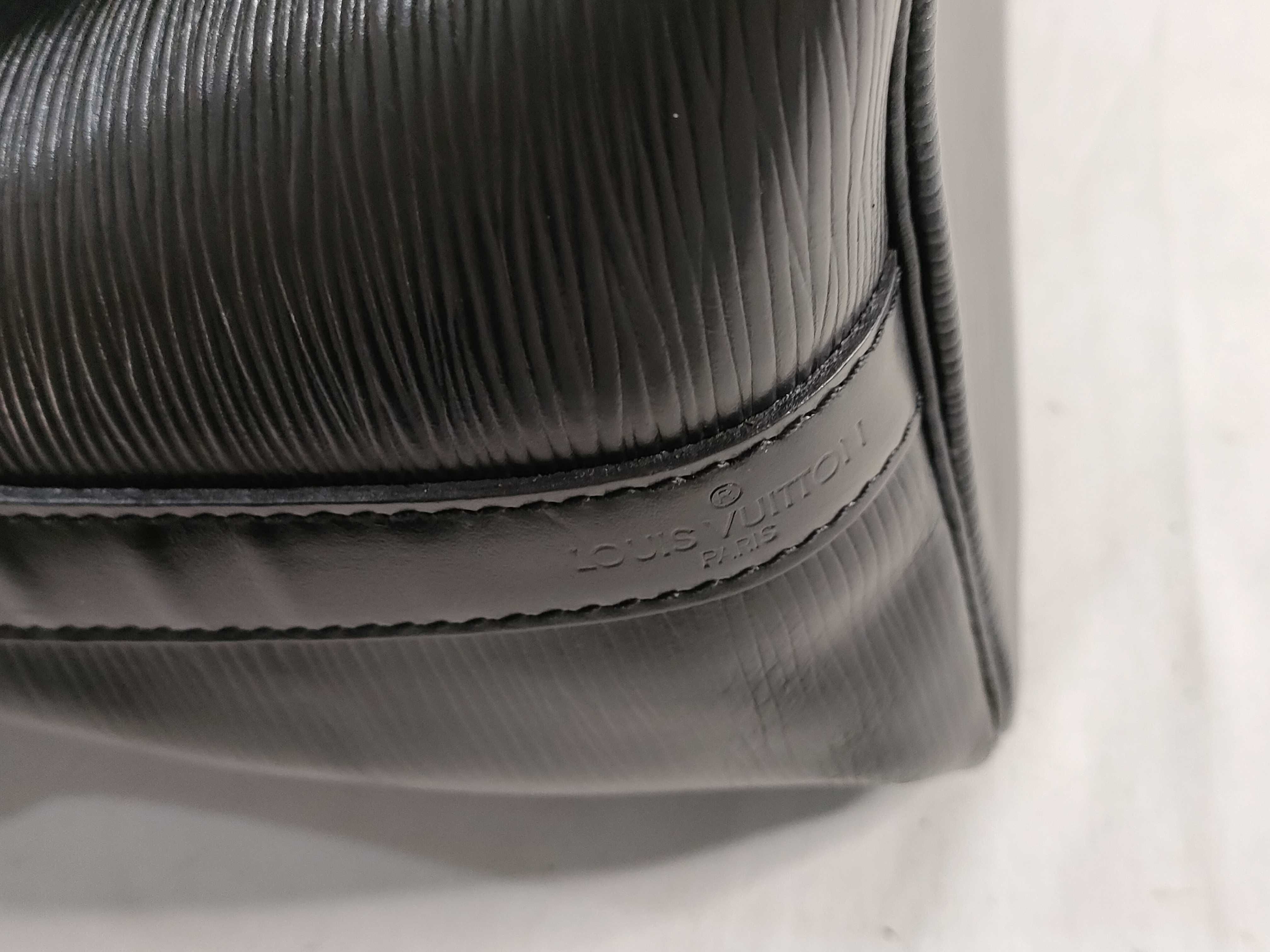 Epi Noe Shoulder Bag — view 11