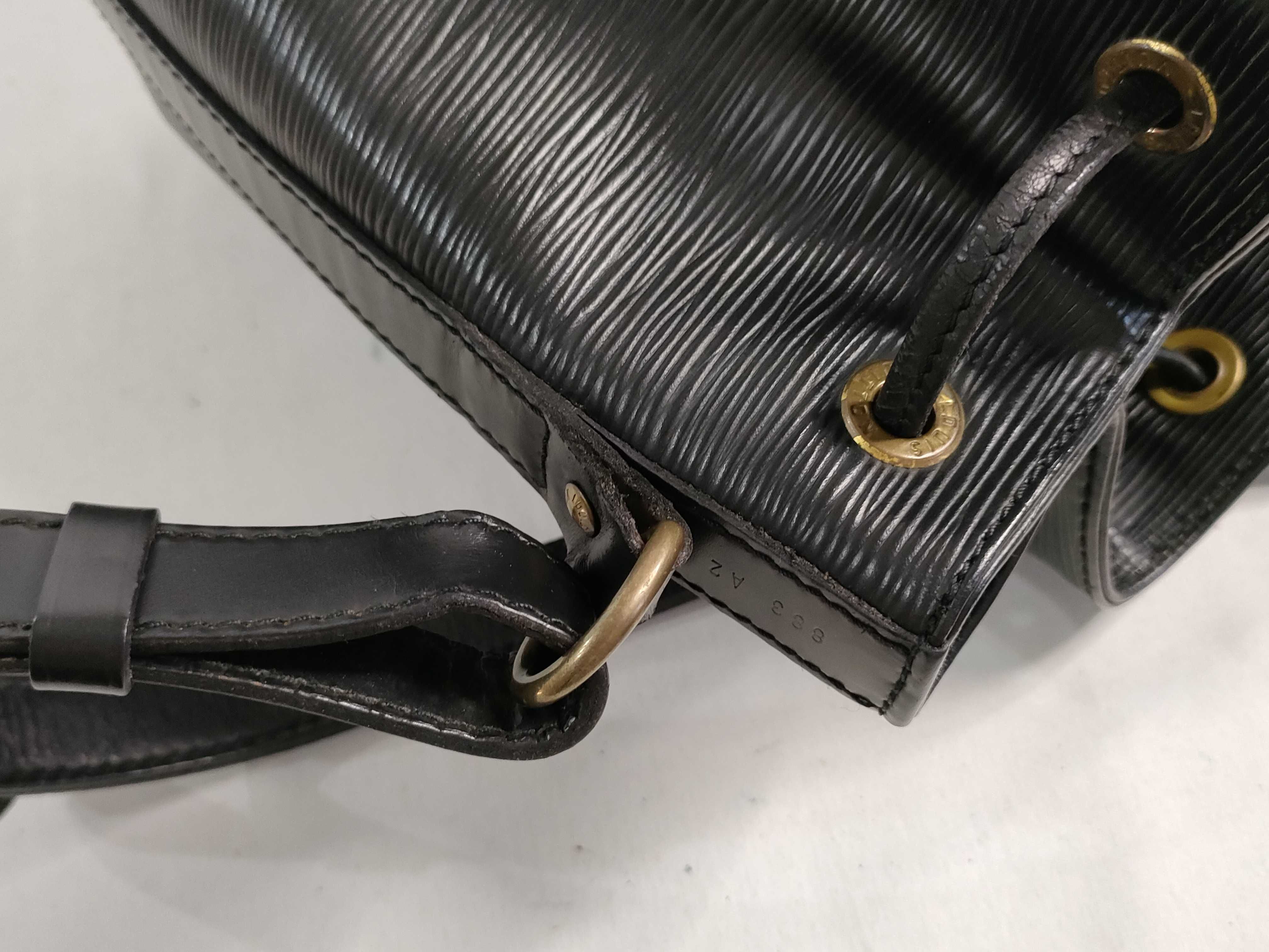 Epi Noe Shoulder Bag — view 13