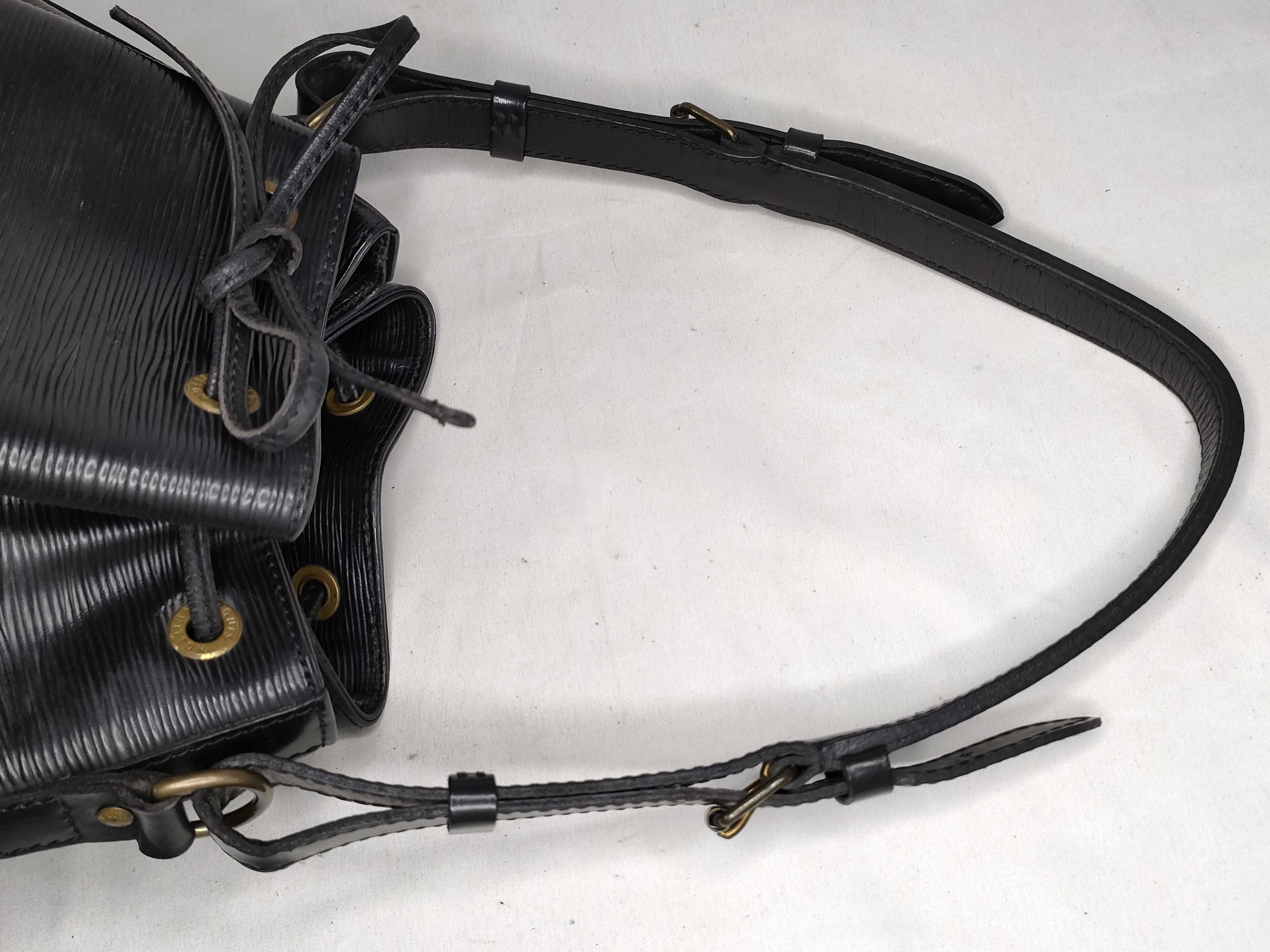 Epi Noe Shoulder Bag — view 3