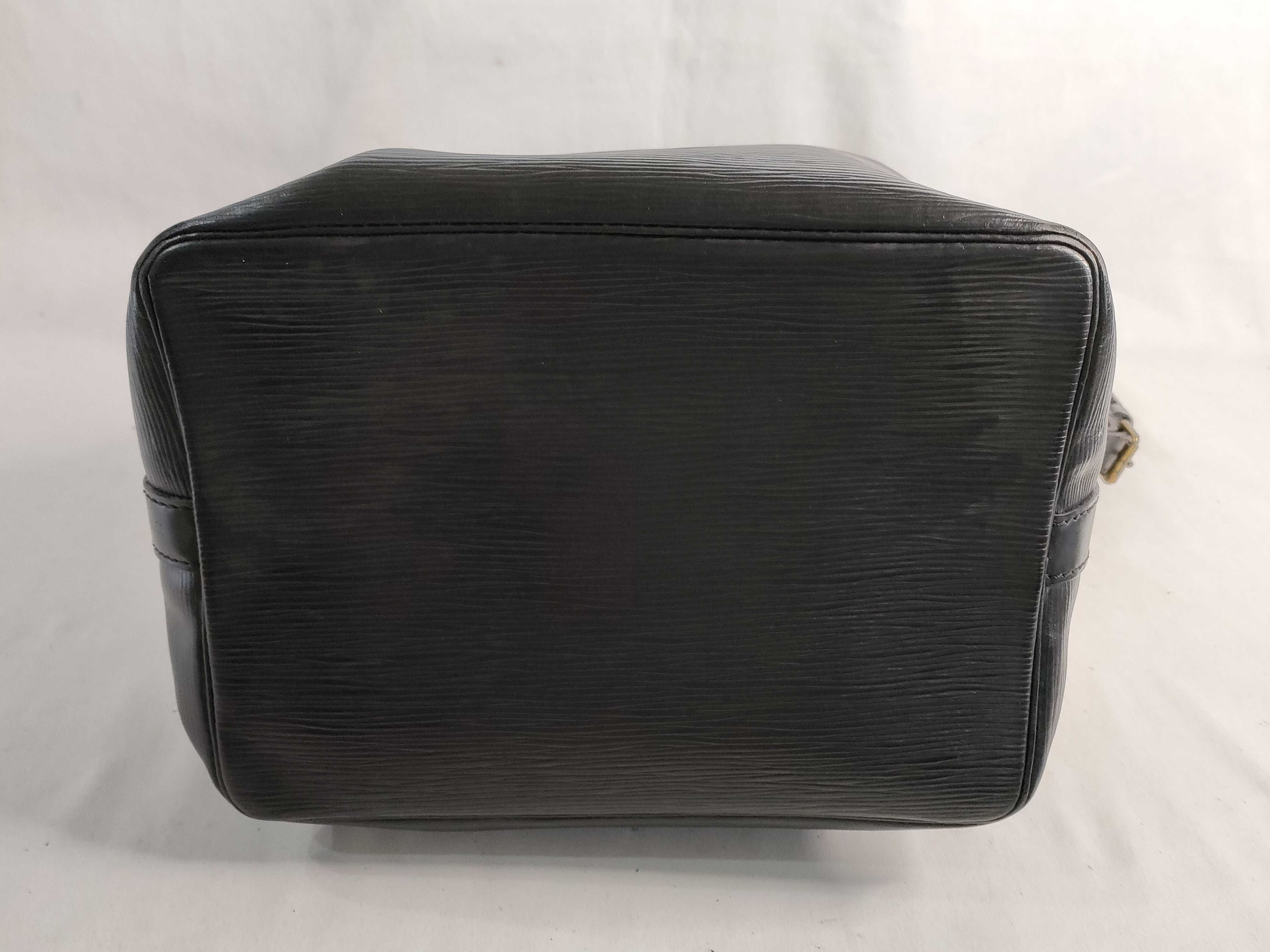 Epi Noe Shoulder Bag — view 7