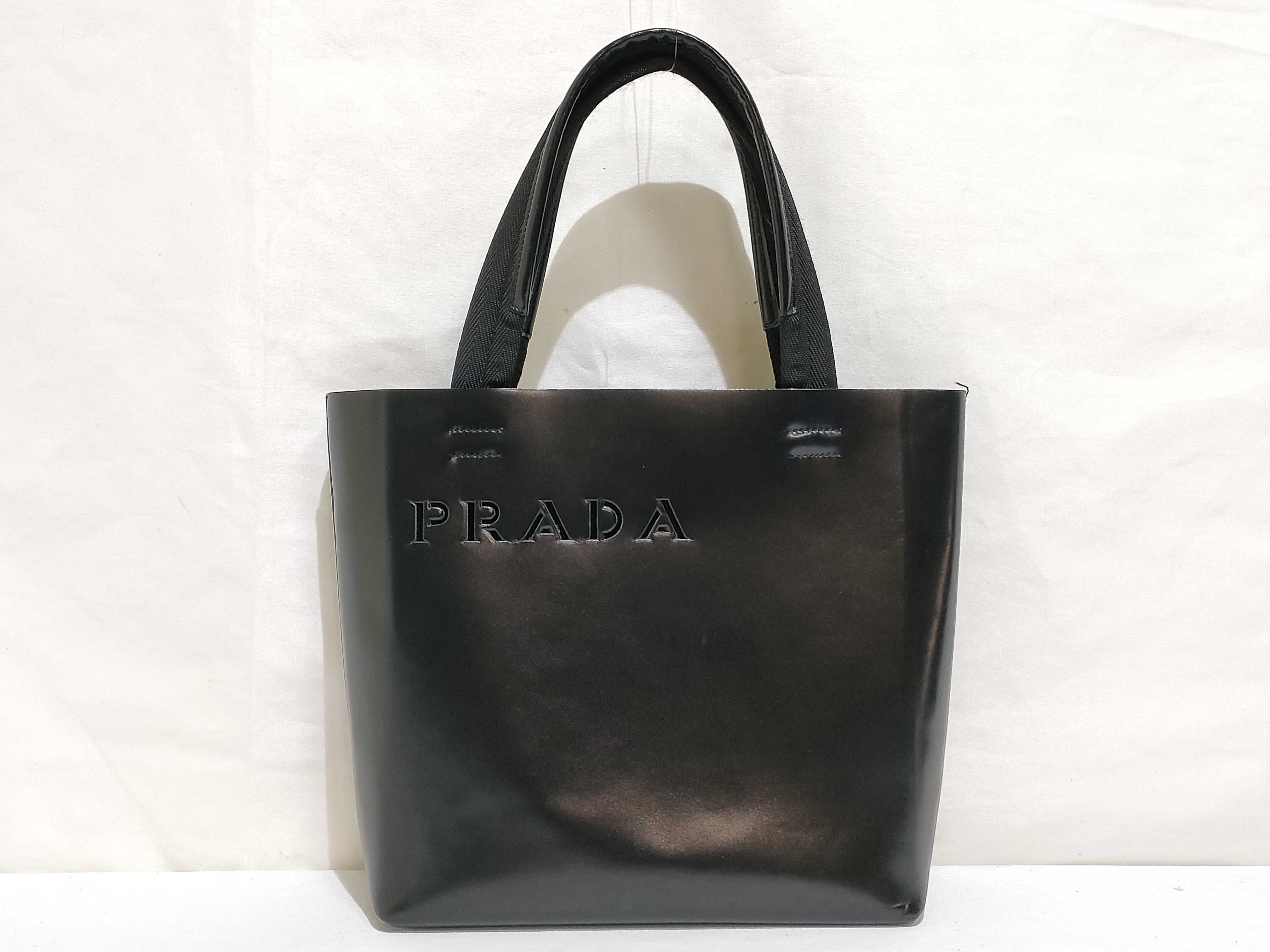 handbag, leather, black handbag
