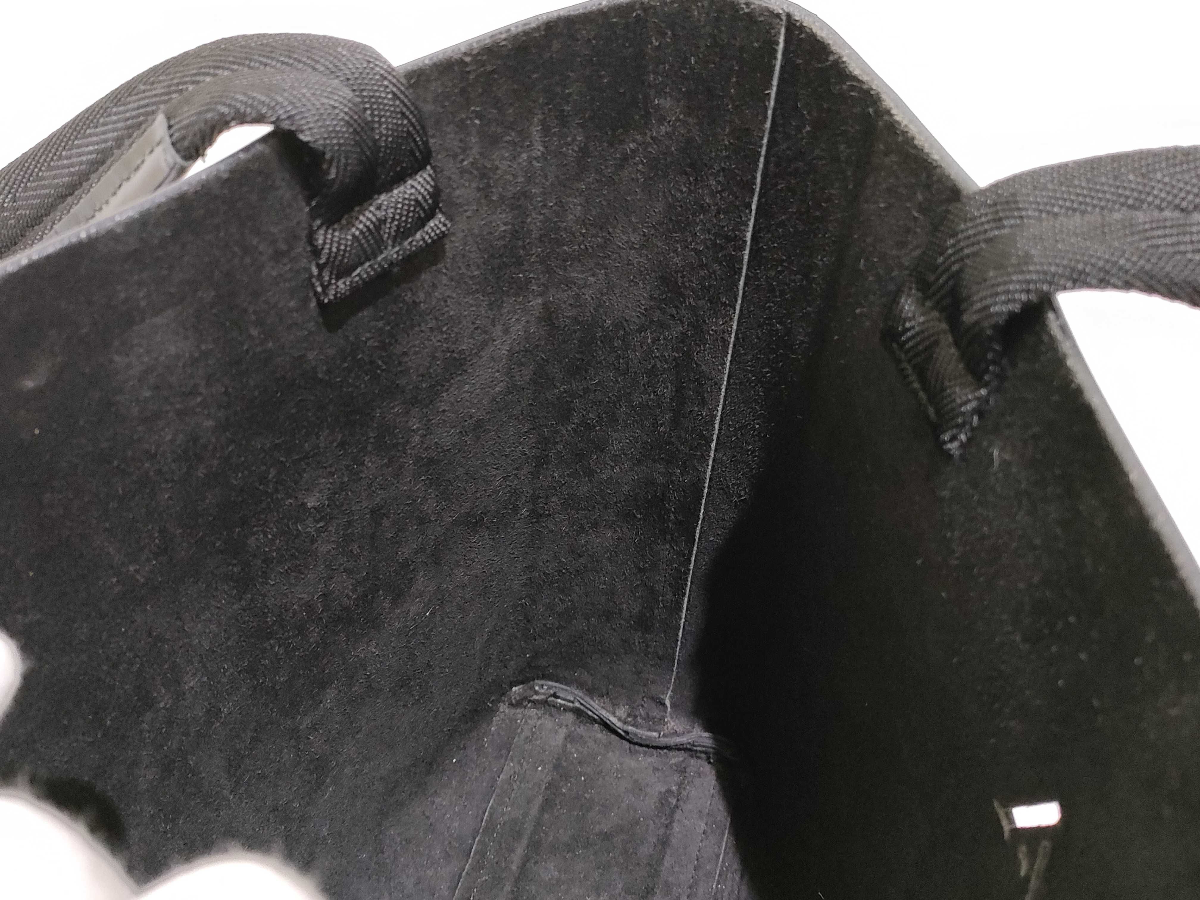 handbag, leather, black handbag — view 9