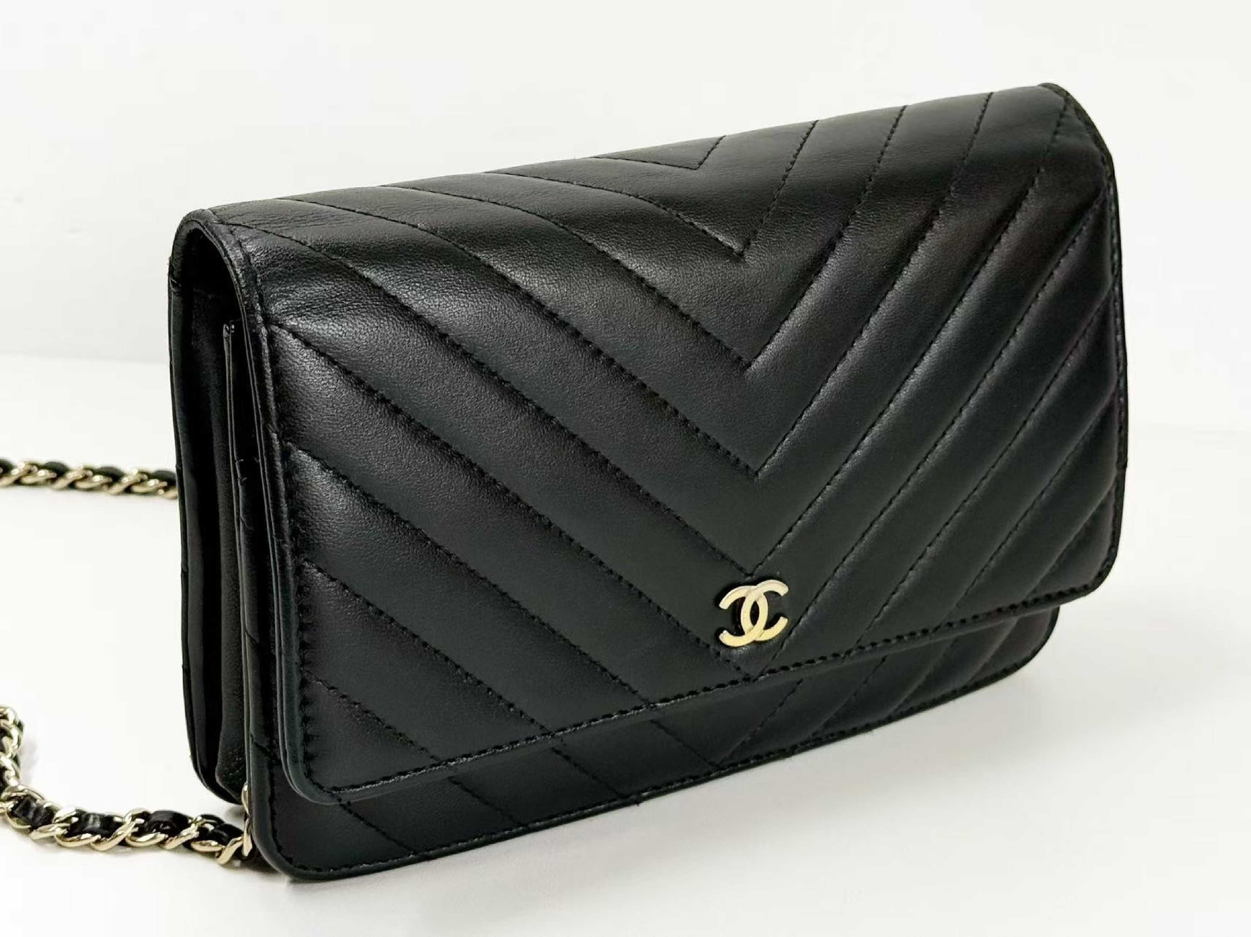 Black Chevron Shoulder Bag, WOC, Approx. 19cm W, Serial Number , Gold Hardware, with Dust Bag and Seal, 24816778, Rank B — view 6
