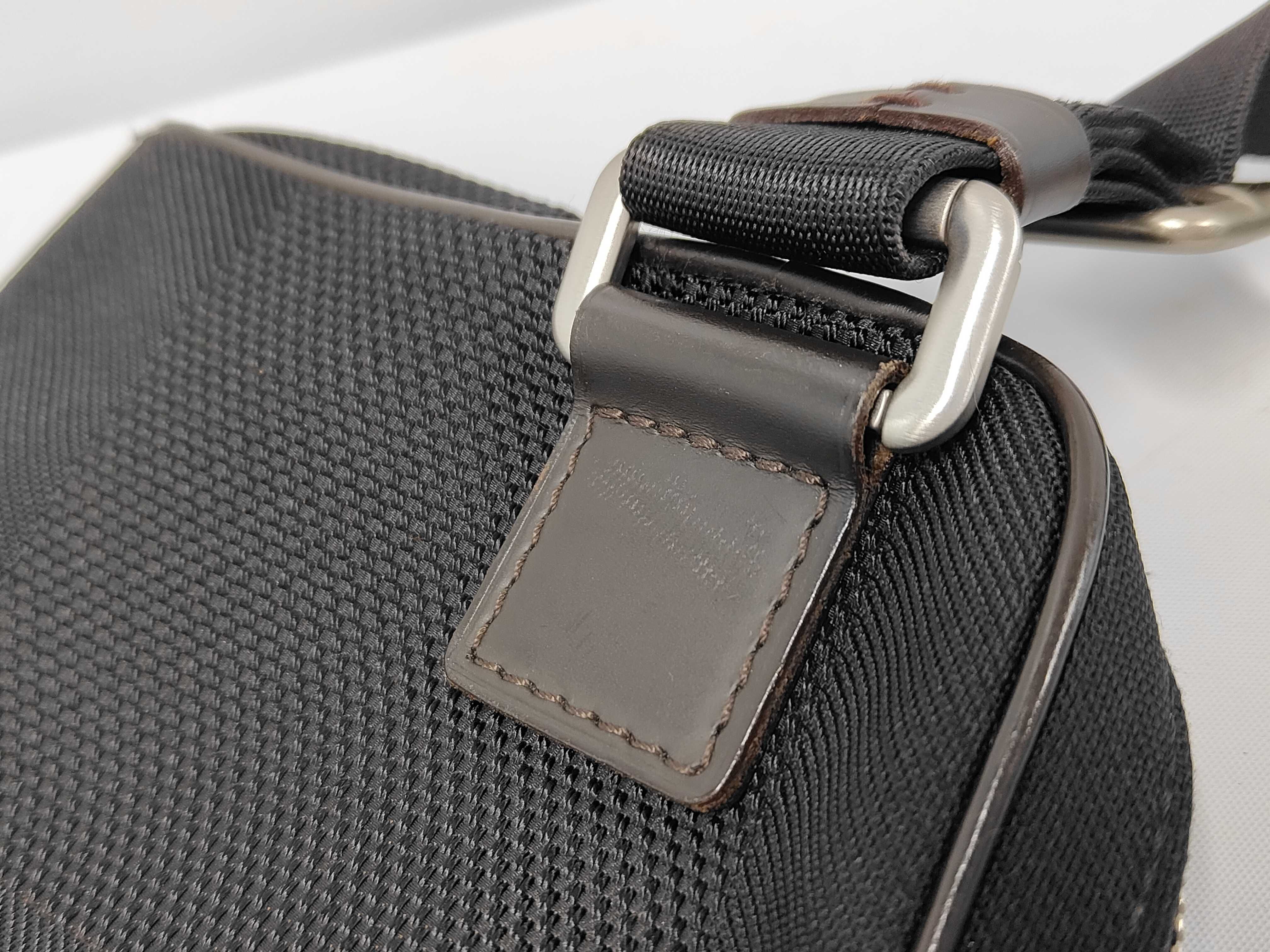 Acrobat Damier Geant Noir M93620 Shoulder Bag — view 7