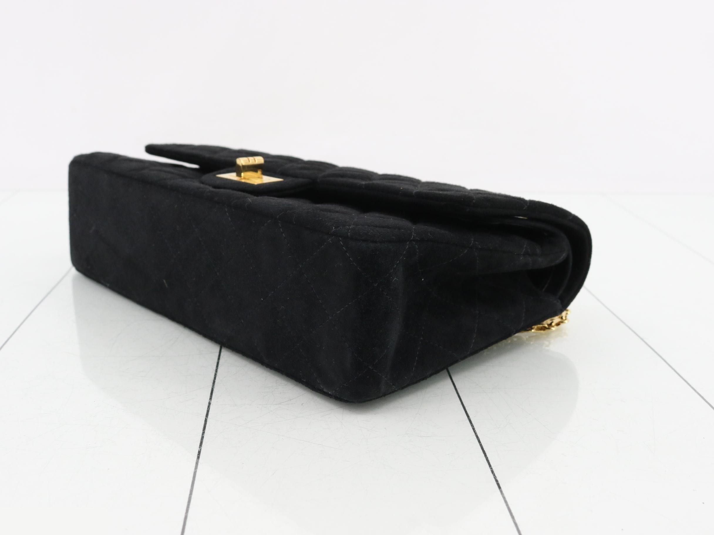 Matelassé 25 Double Flap Double Chain Shoulder Bag — view 6