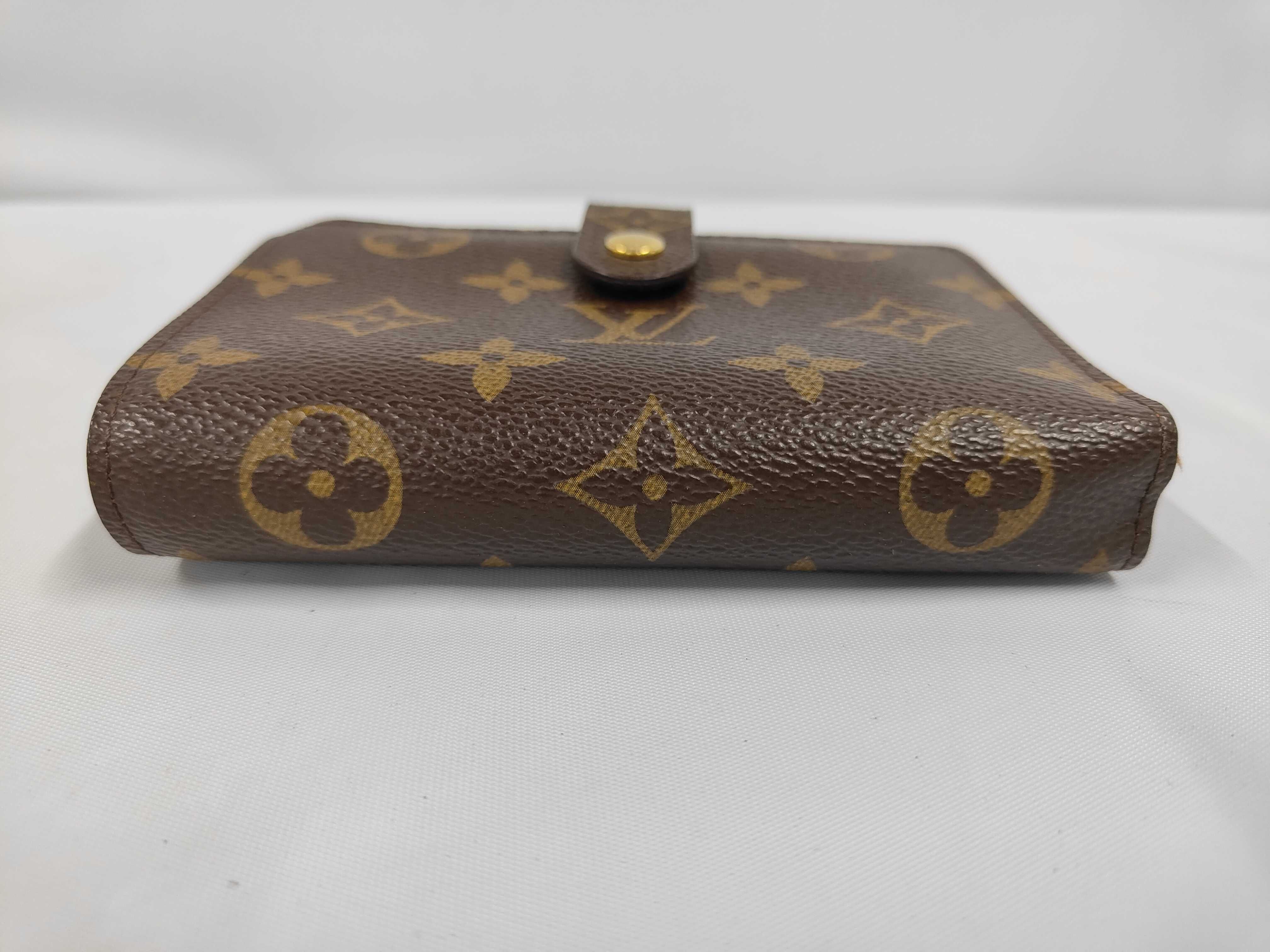 Monogram / Portefeuille Viennois / M61674 / CA0048 / Folding Wallet / PVC Wallet — view 3