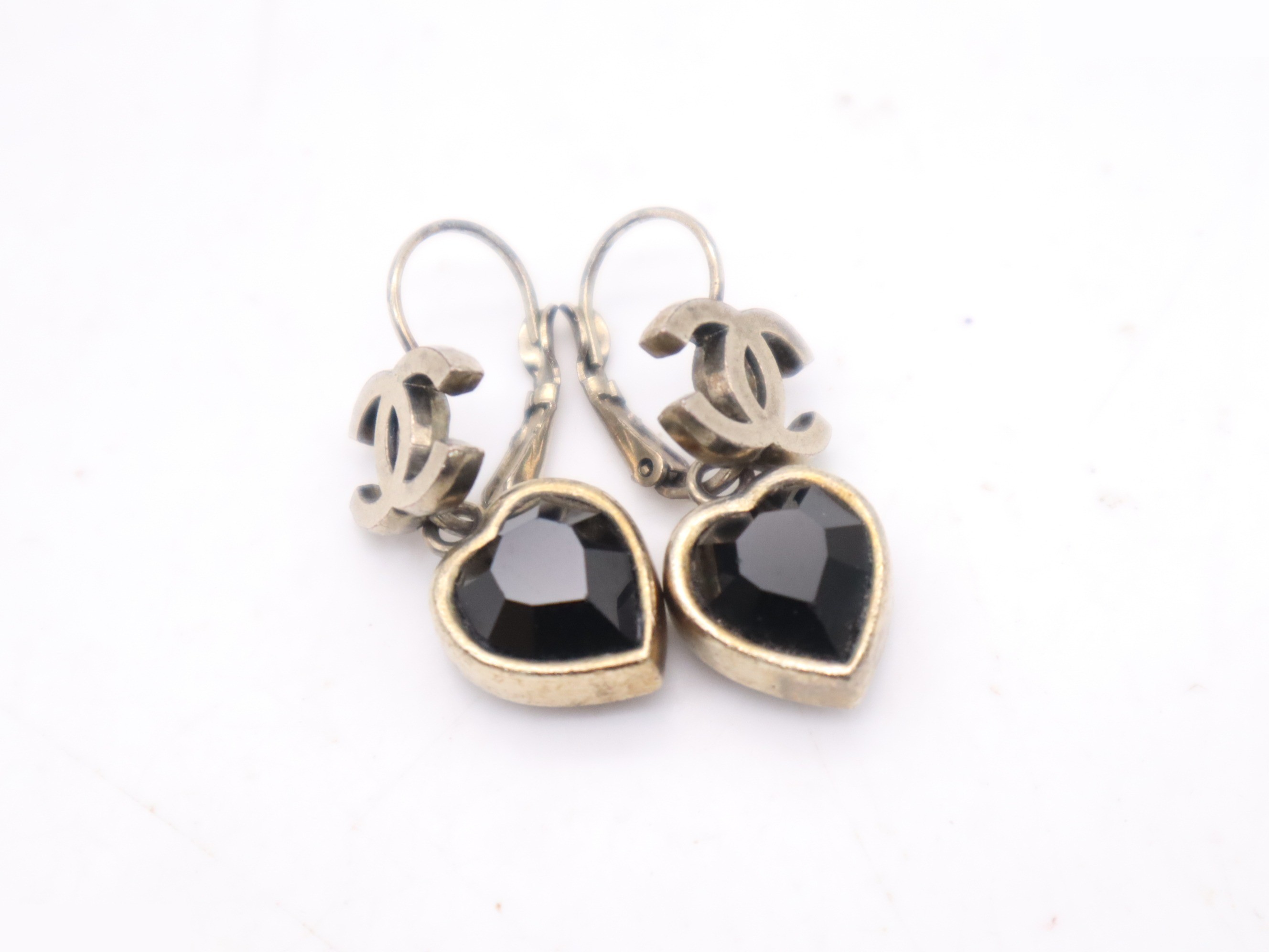 06A GP Coco Mark Heart Earrings — view 2