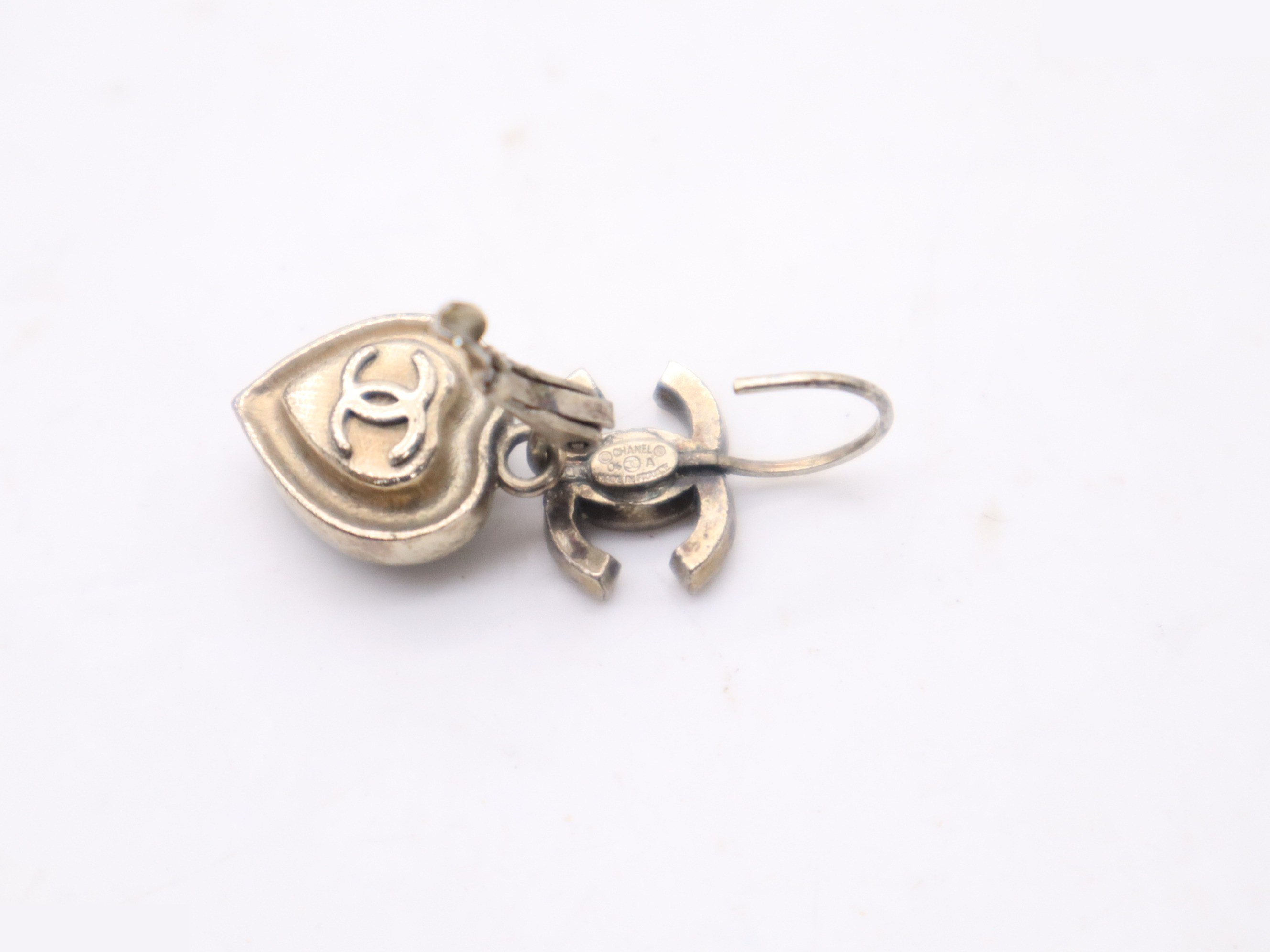 06A GP Coco Mark Heart Earrings — view 7