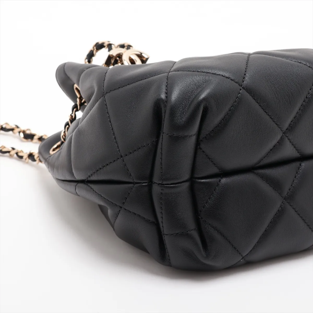 Matelassé Lambskin Chain Shoulder Bag, Drawstring, Black with Gold Hardware, 29624238, Serial Number 29 — view 4
