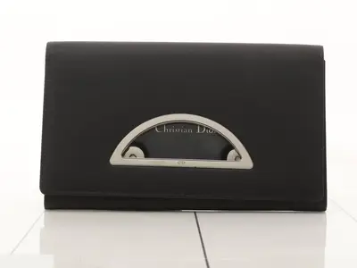 Maris Pearl Long Wallet