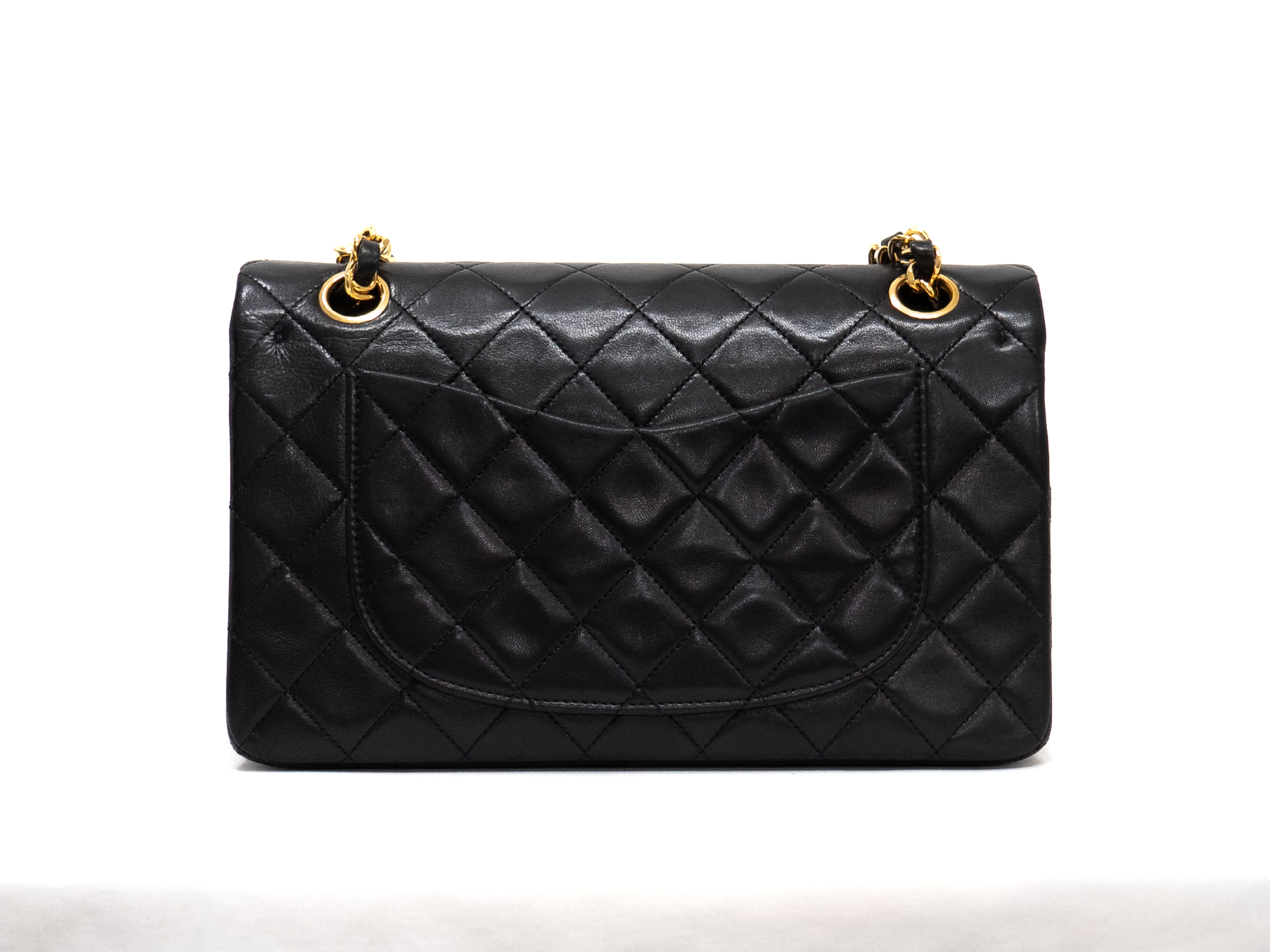 Matelassé 23 Seal Lambskin Black Double Flap Shoulder Bag — view 3