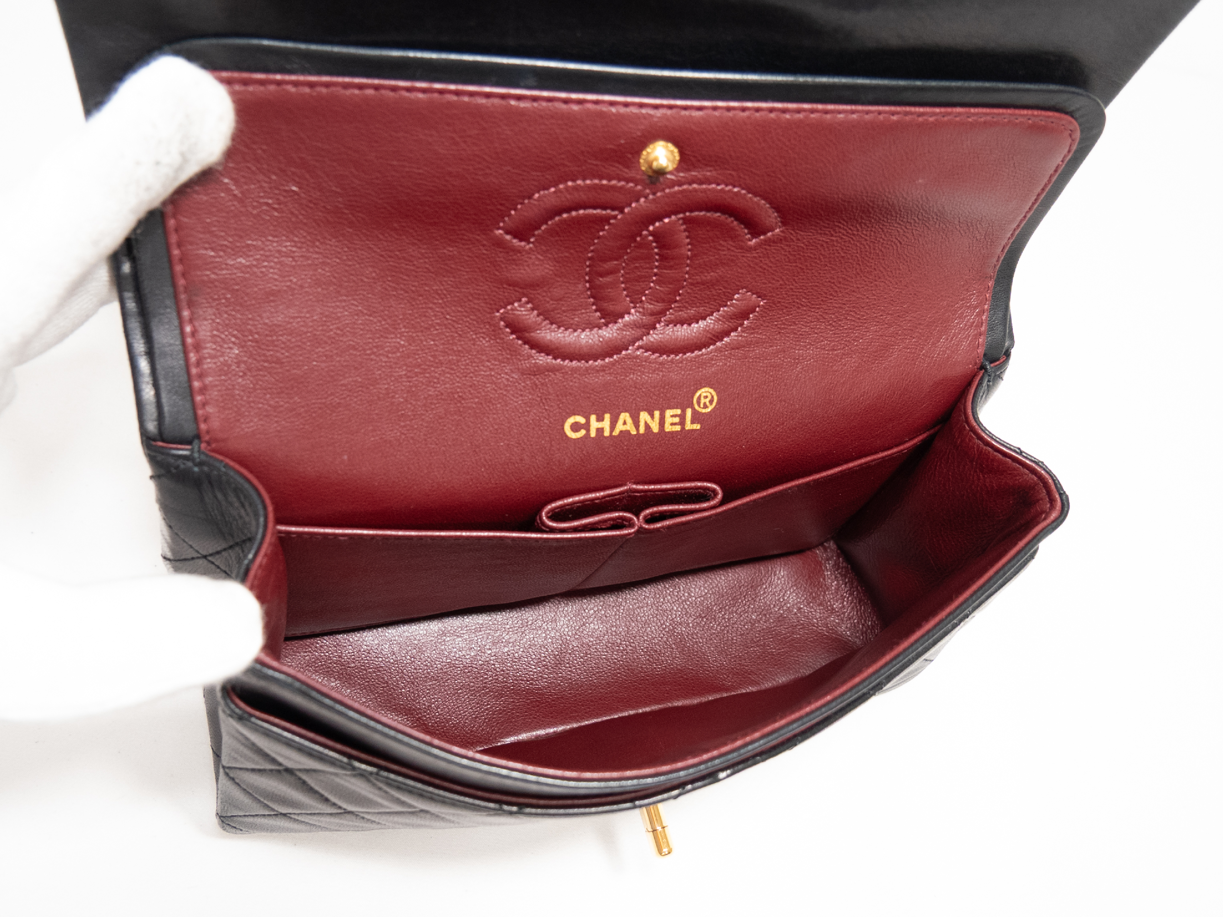 Matelassé 23 Seal Lambskin Black Double Flap Shoulder Bag — view 10