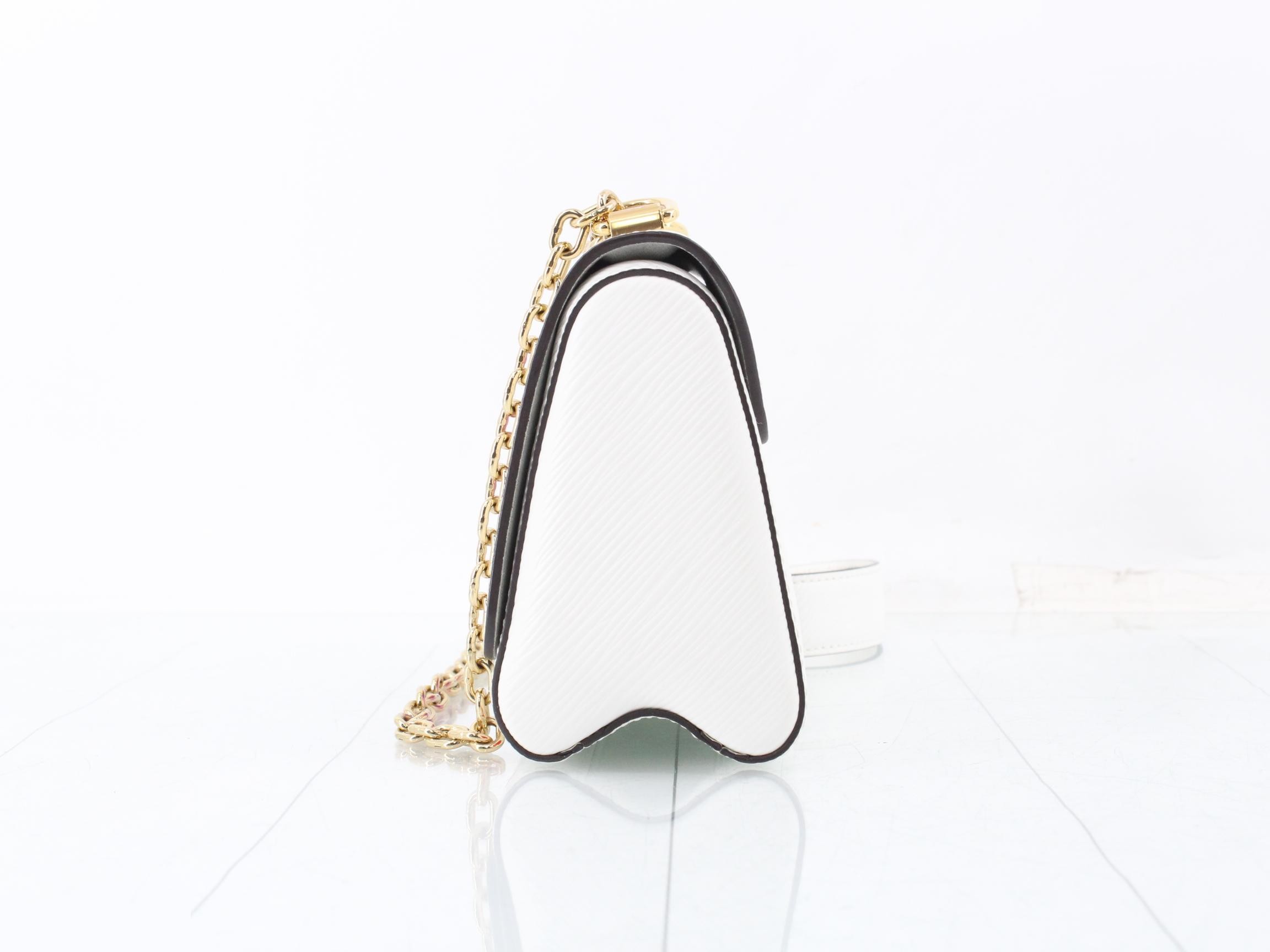 Epi GameOn Twist Shoulder Bag — view 3