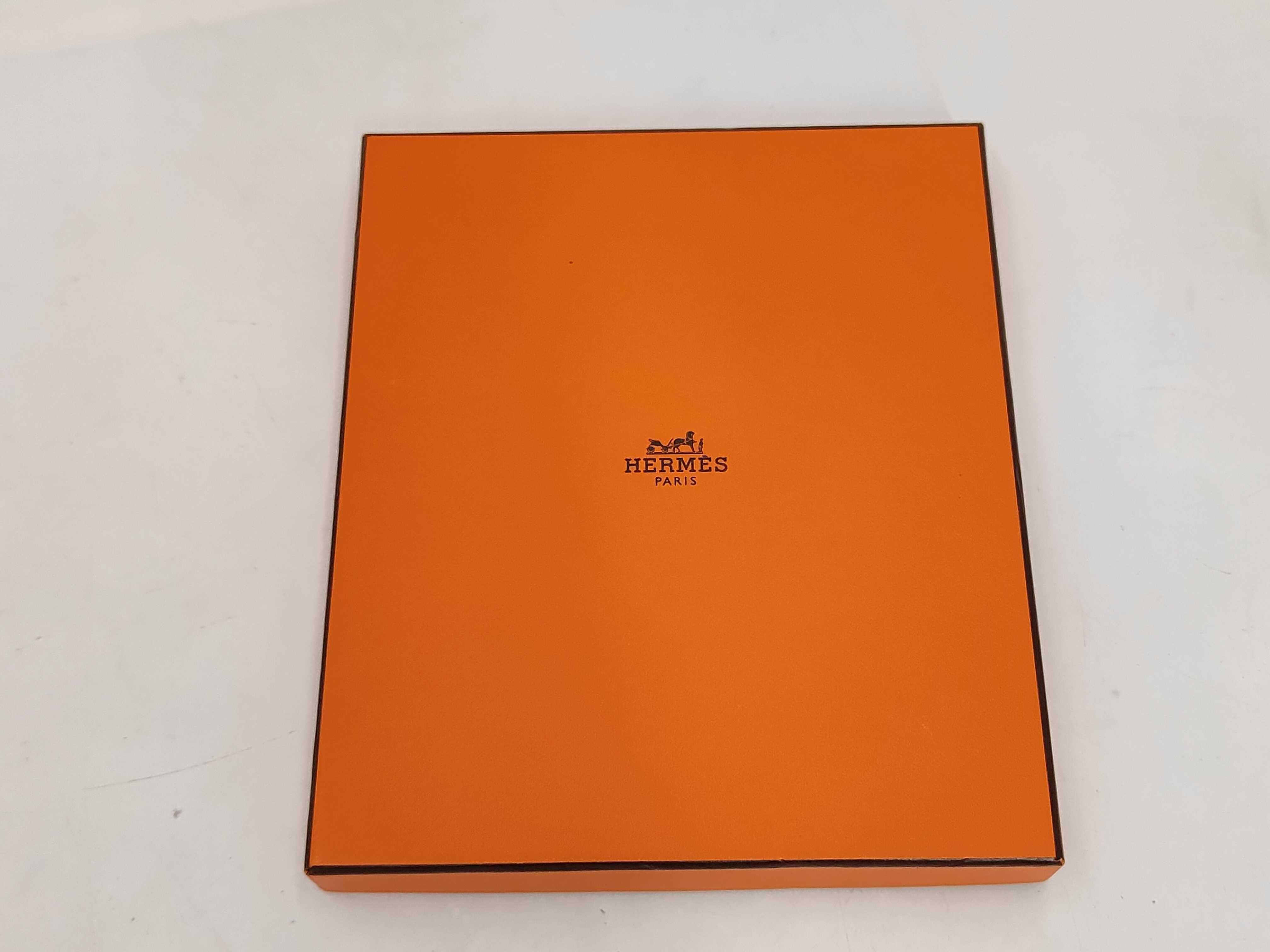Cage d'H H-Cube Pale Orange x Silver Necklace — view 8