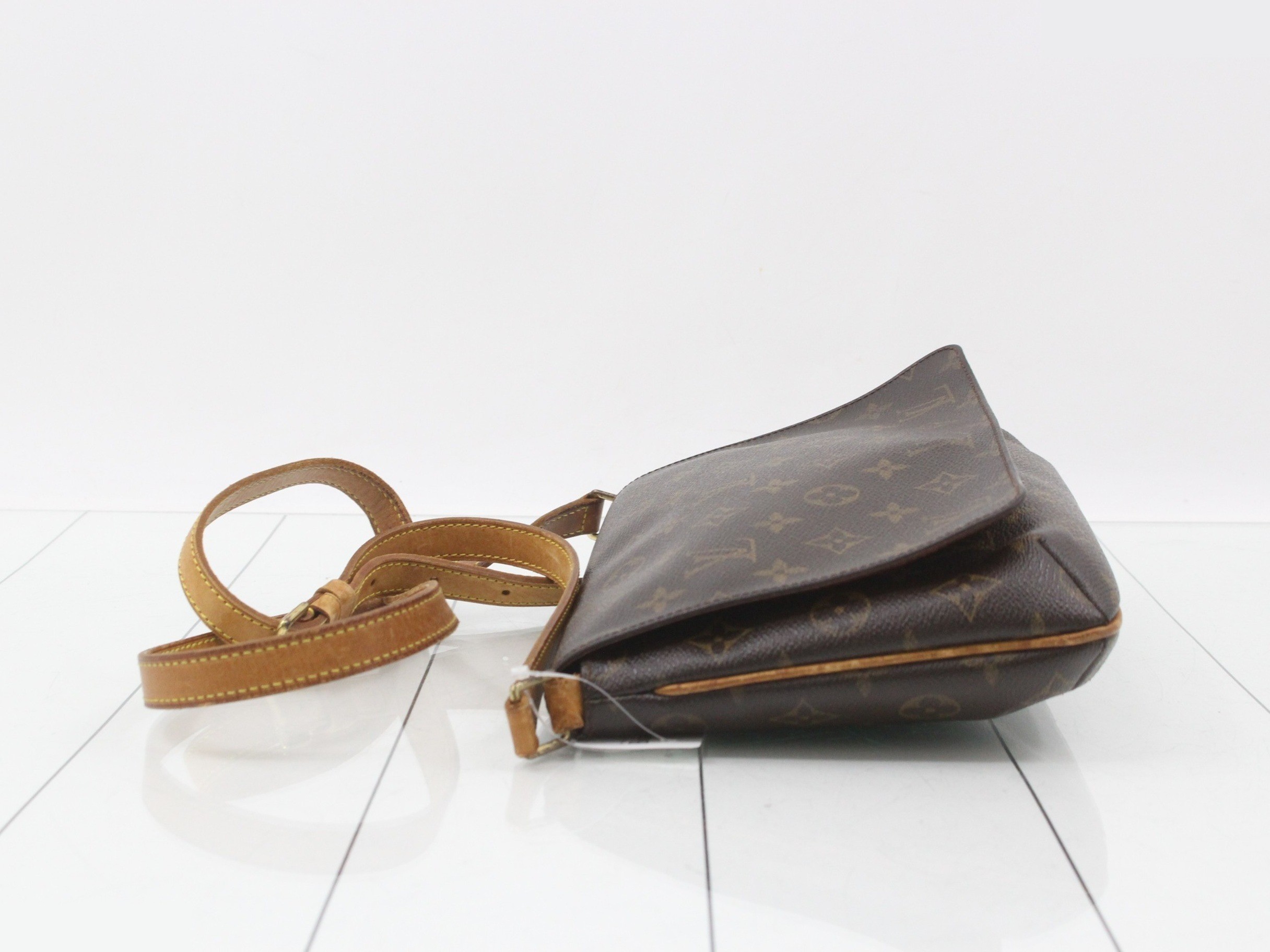 Musette Tango Shoulder Bag — view 4