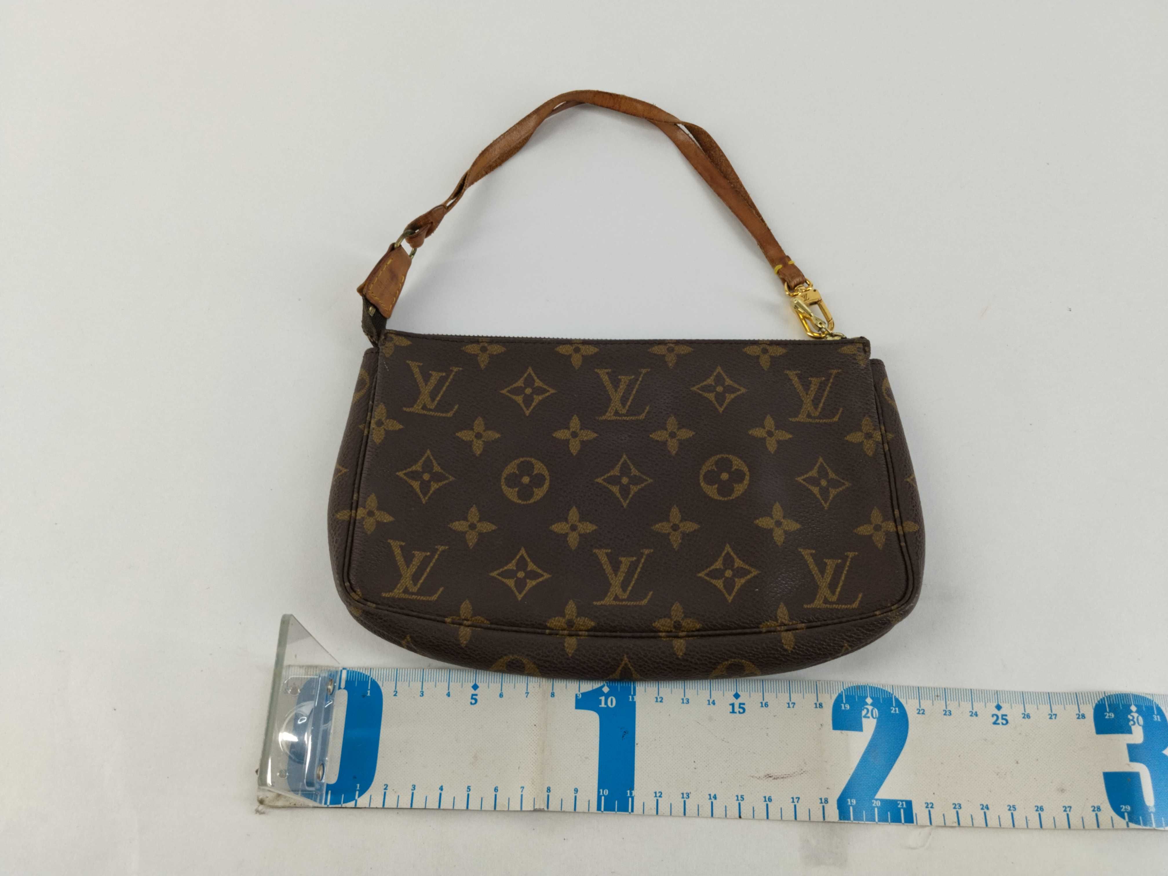 Monogram Pochette Accessoires M51980 AR1924 Pouch — view 2