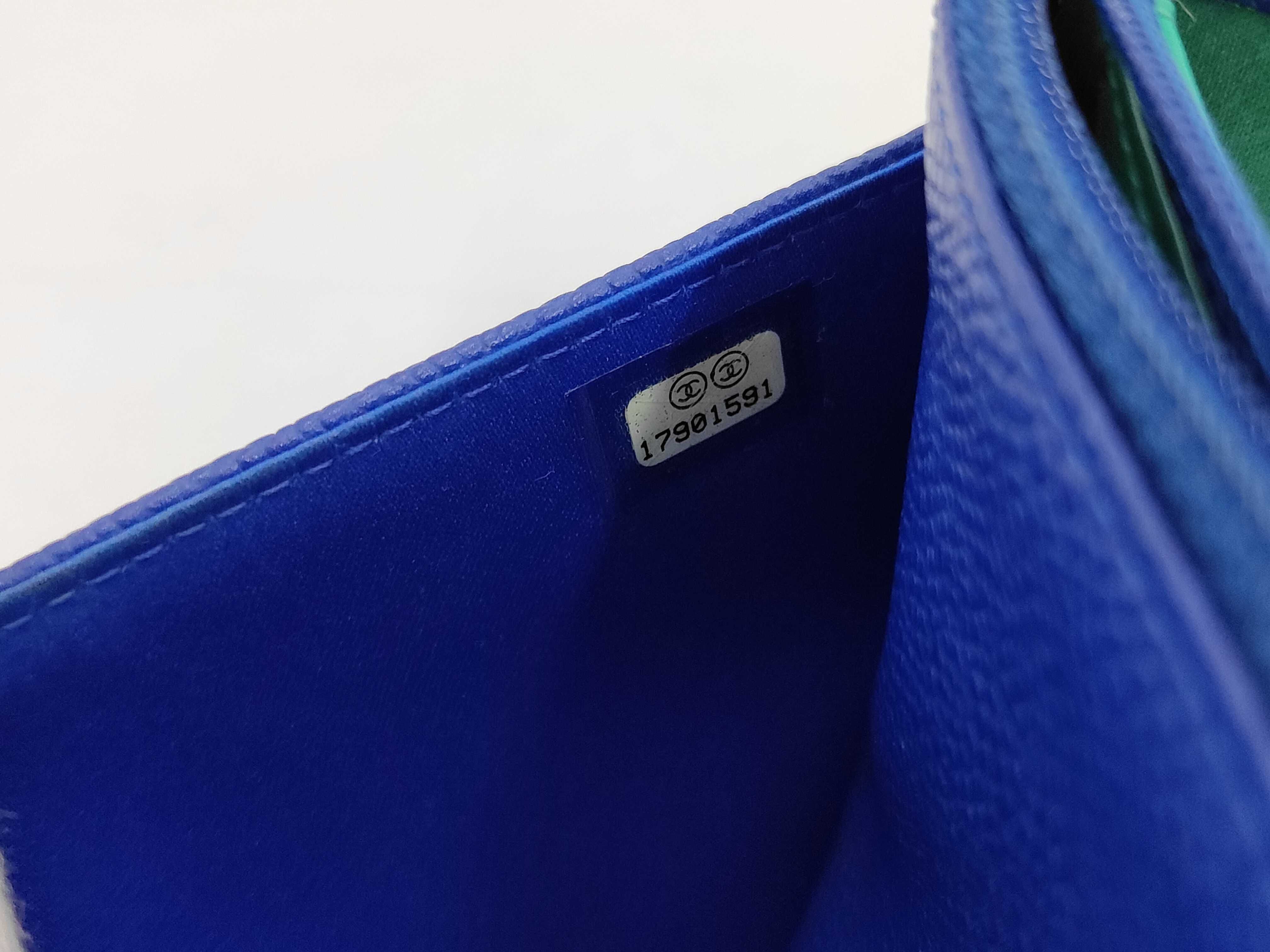 Coco Mark Caviar Skin Chain Wallet Blue (Serial Number 17) Shoulder Bag — view 10