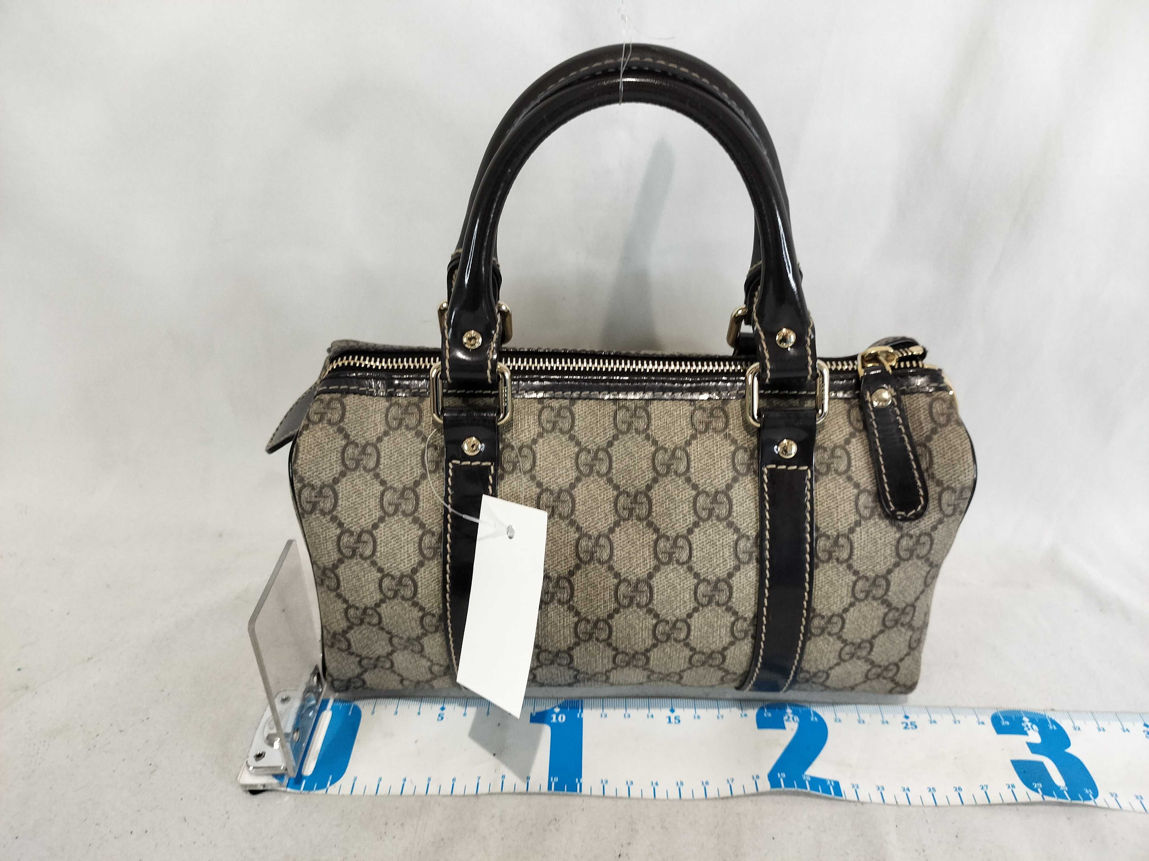 GG Supreme 193604 Handbag — view 2