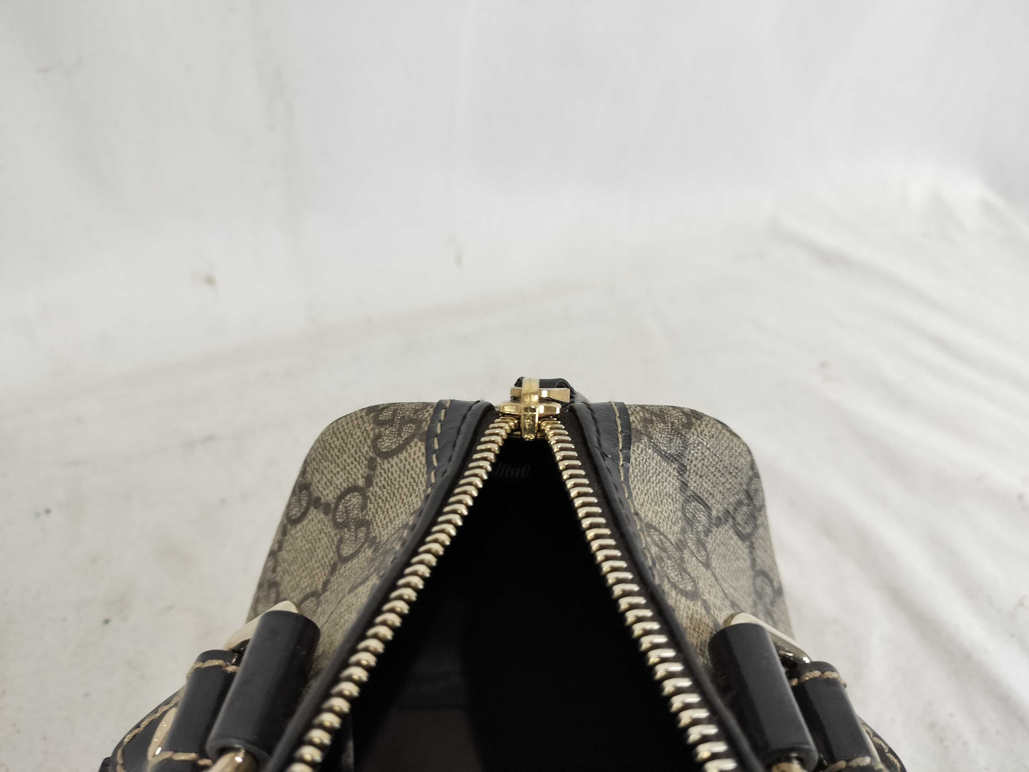 GG Supreme 193604 Handbag — view 12