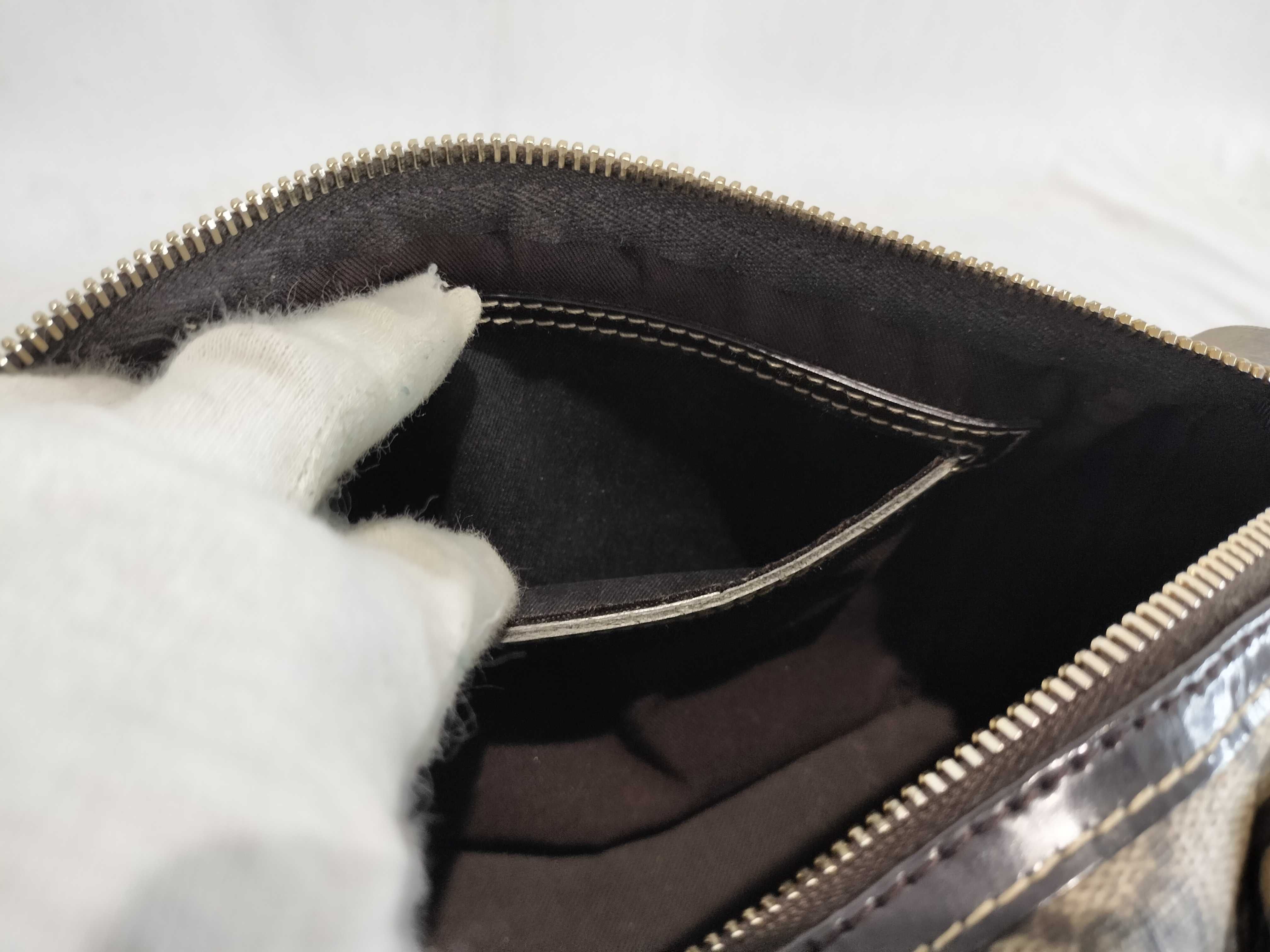 GG Supreme 193604 Handbag — view 10