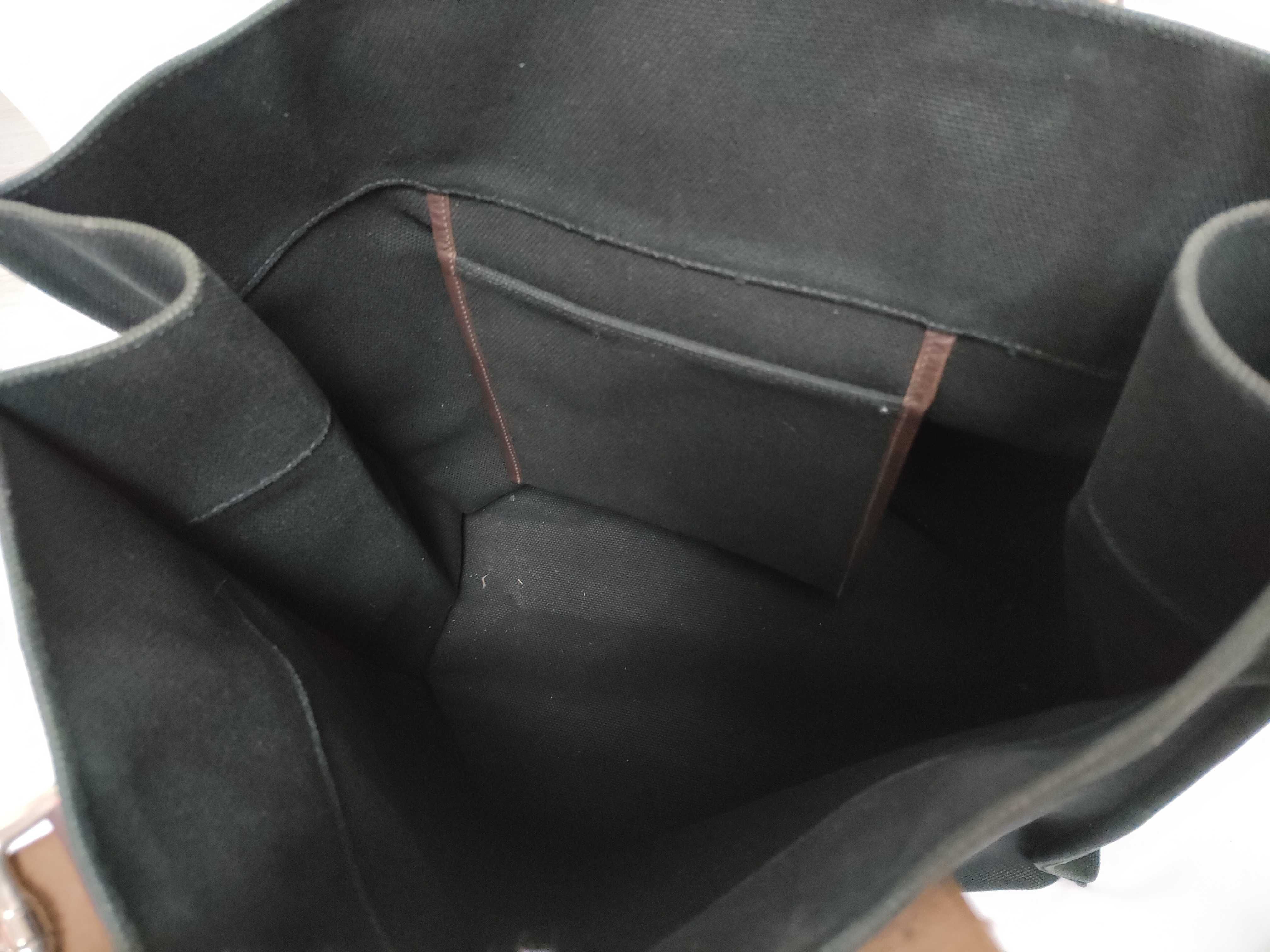 Etrivière Shopping Tote Bag / Black / Canvas / O Stamp — view 9