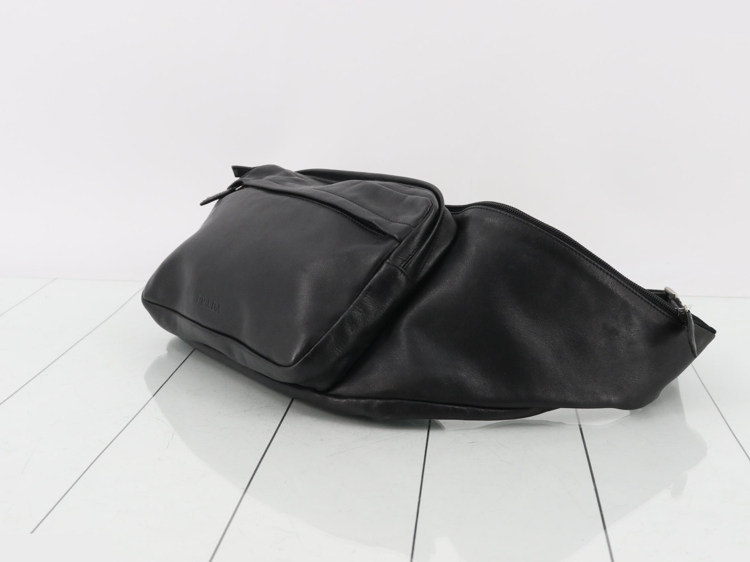 Body bag, calfskin, black — view 6