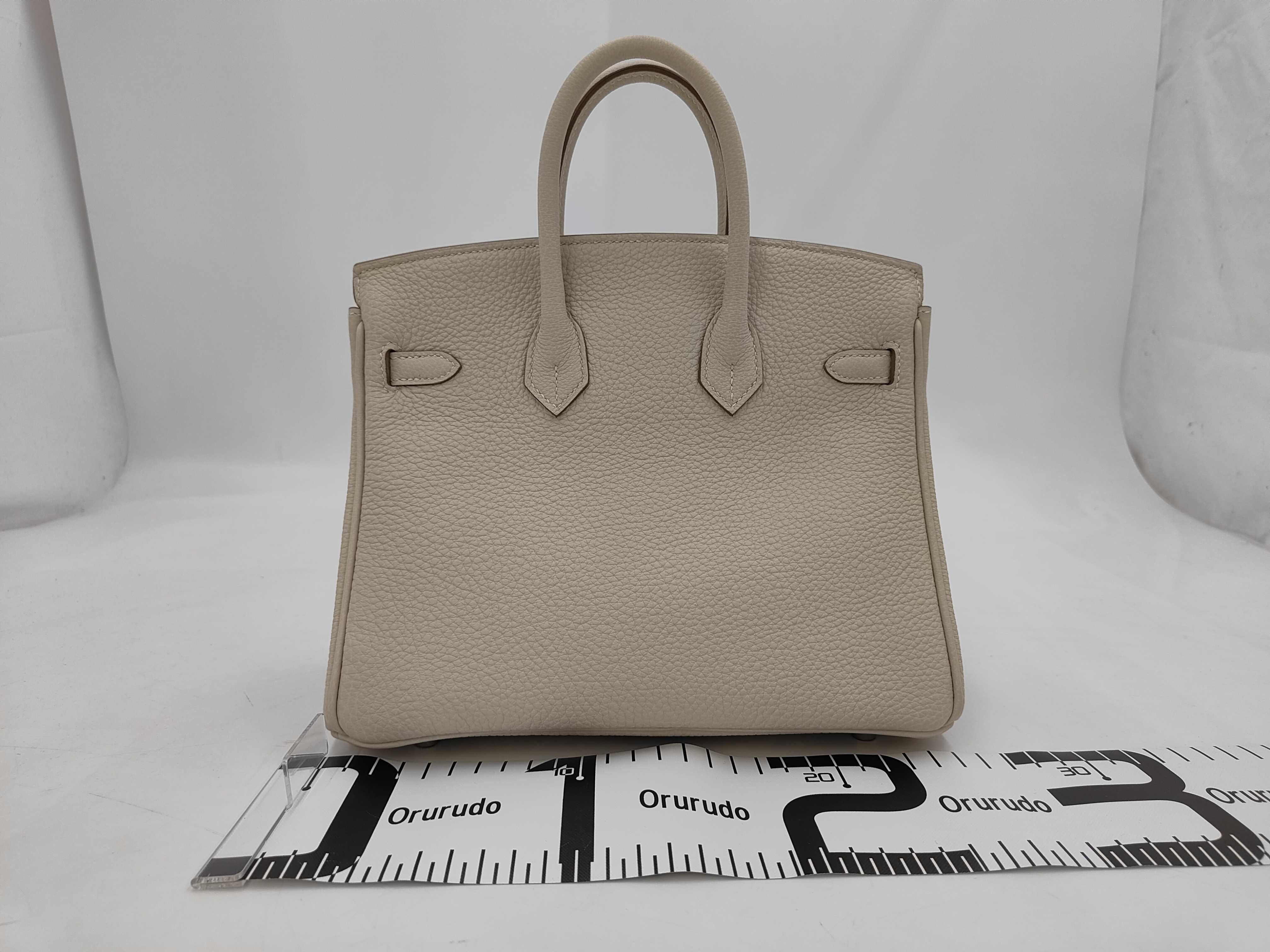 Birkin 25 Craie Togo Silver Hardware W Stamp Handbag — view 2