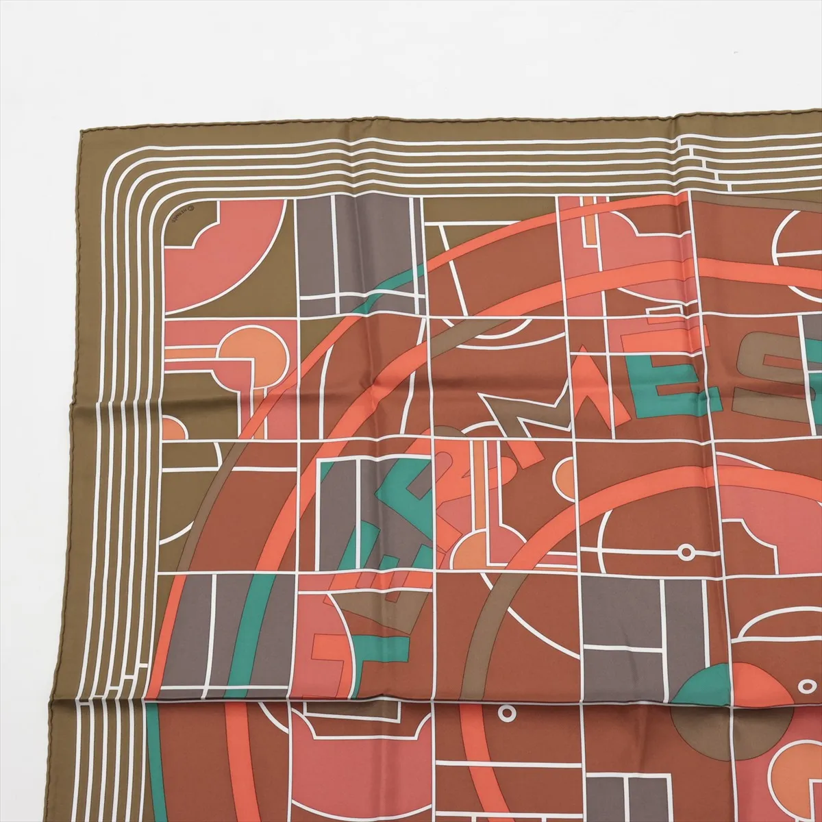 Carre 90 HERMES SPORT Scarf Silk Brown — view 2