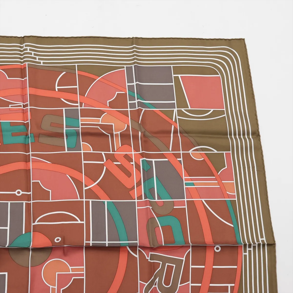 Carre 90 HERMES SPORT Scarf Silk Brown — view 3