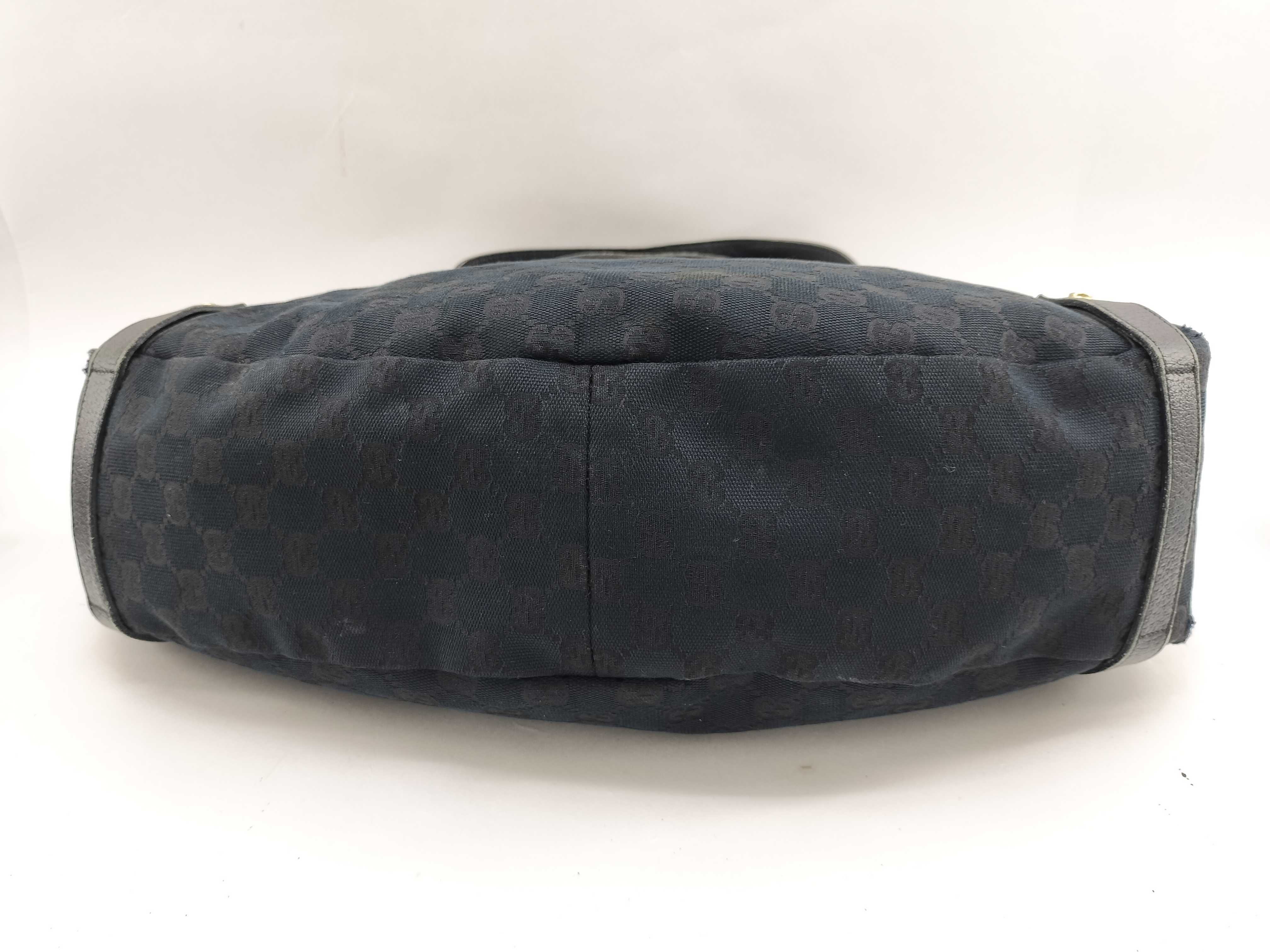 GG Canvas Abbey Line GG Canvas Shoulder Bag Black Tote Bag — view 4