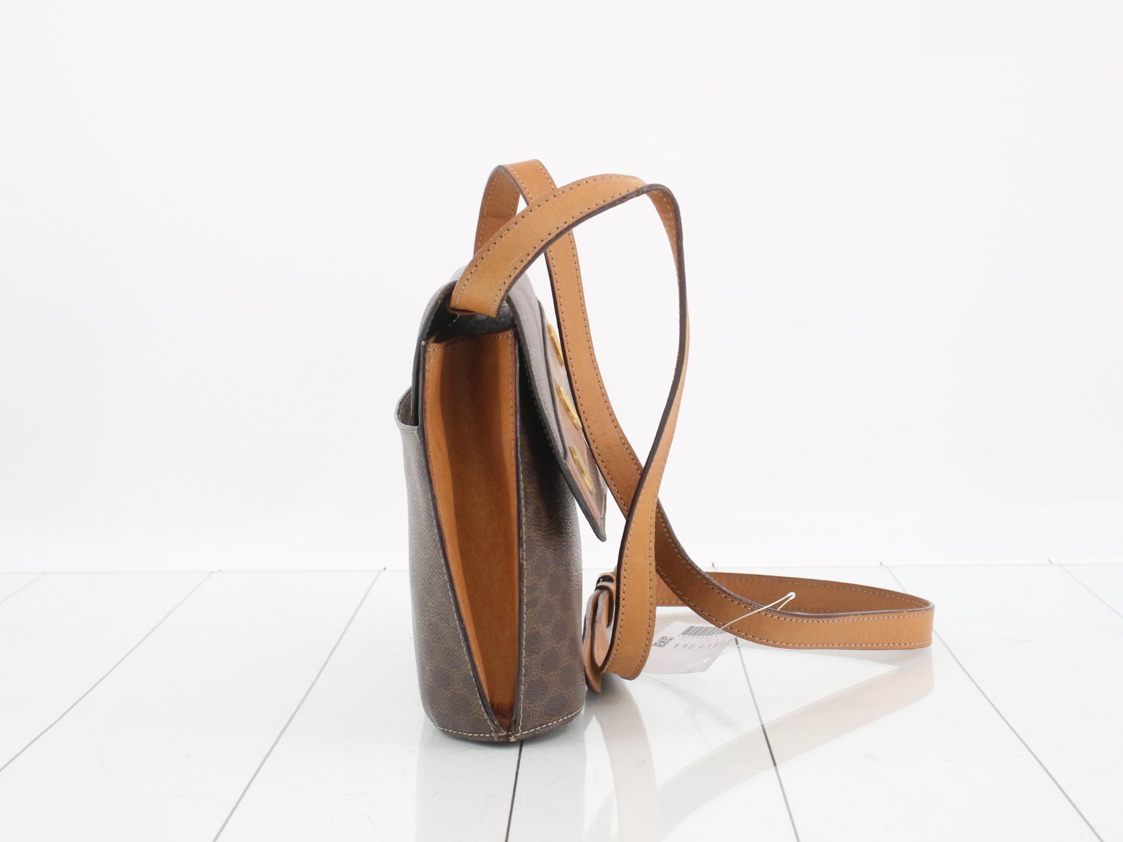 Macadam Leather Triomphe Shoulder Bag — view 4
