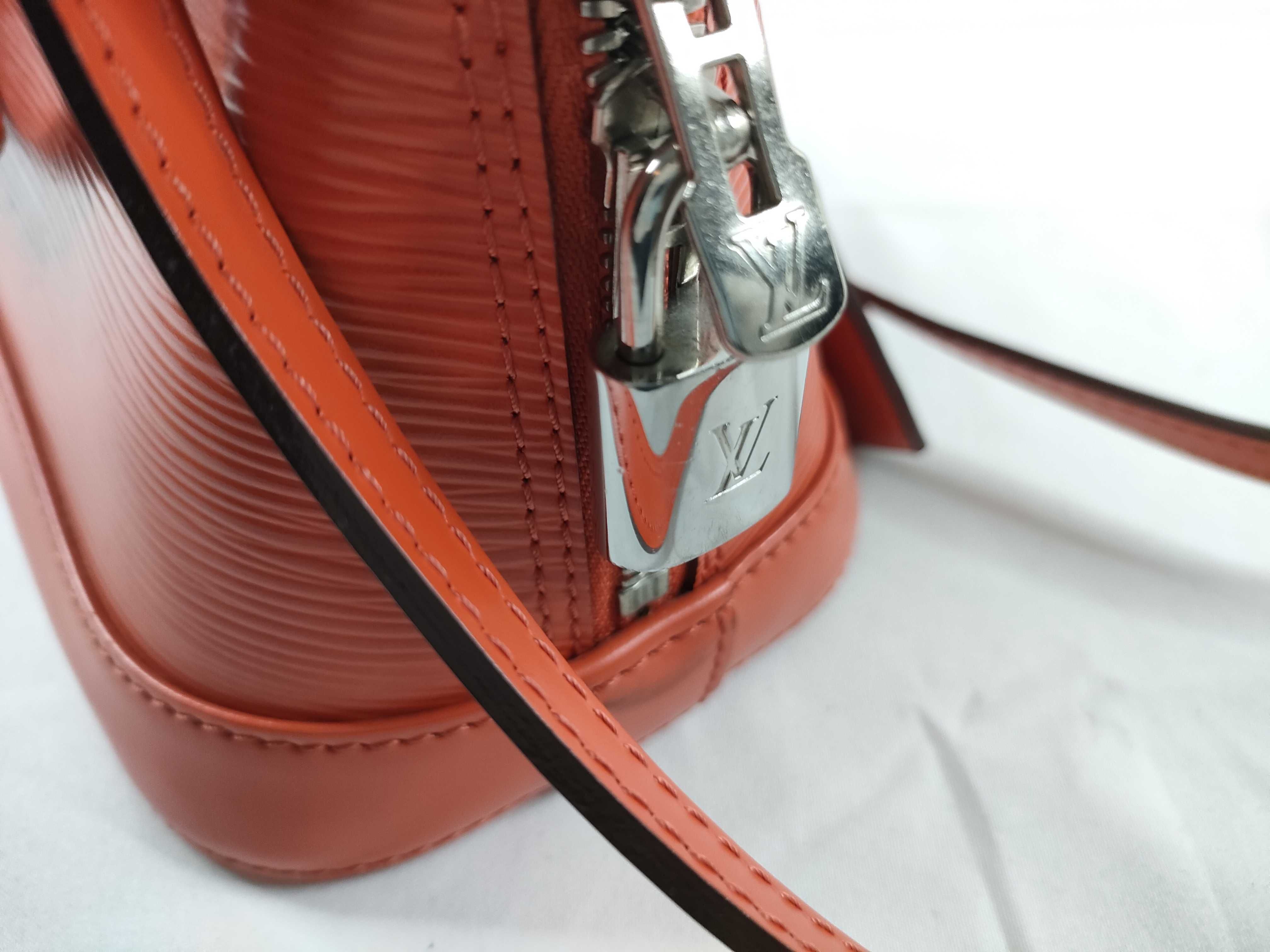 Epi Leather Alma BB M40854 Handbag — view 11
