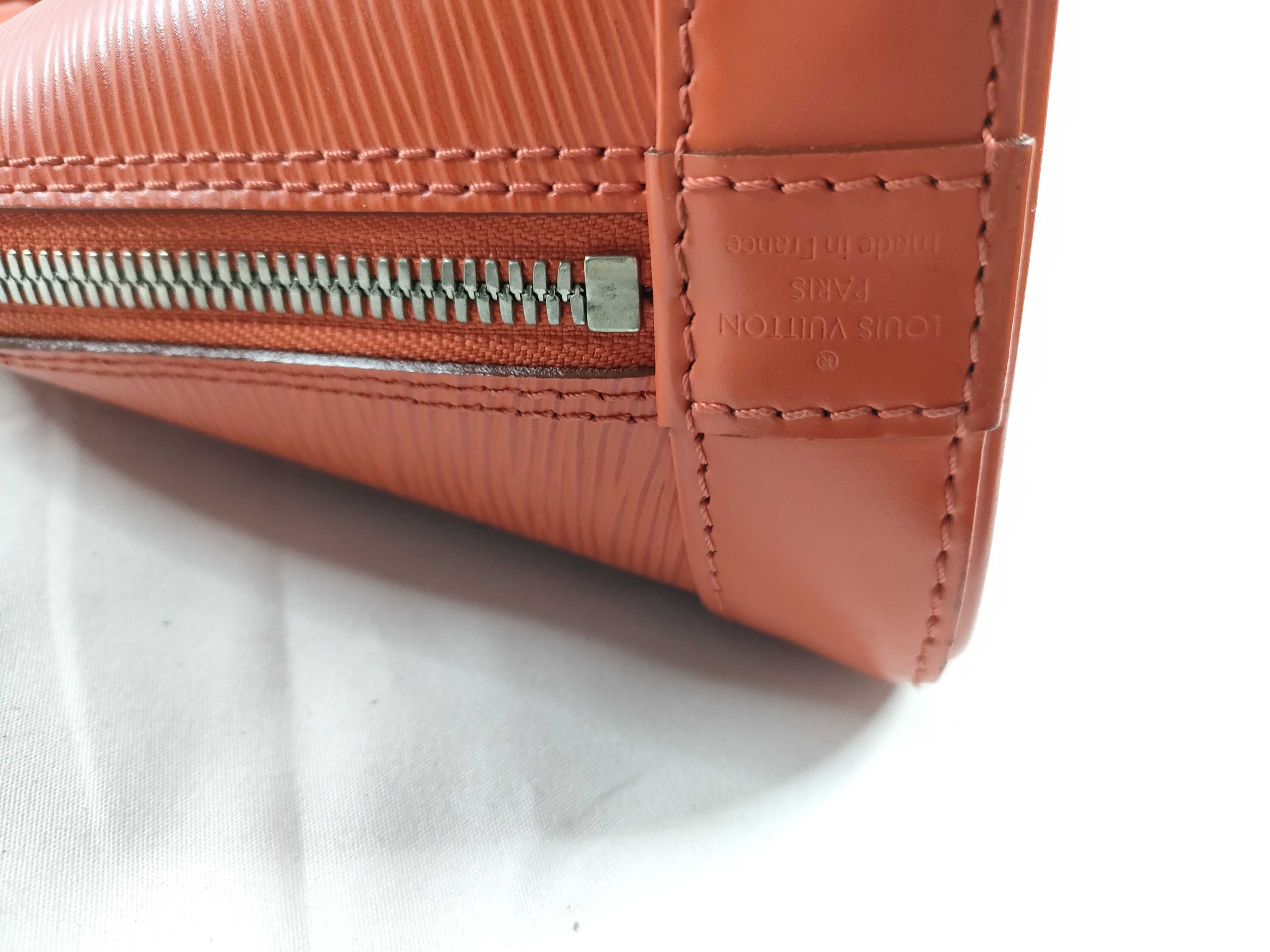 Epi Leather Alma BB M40854 Handbag — view 6
