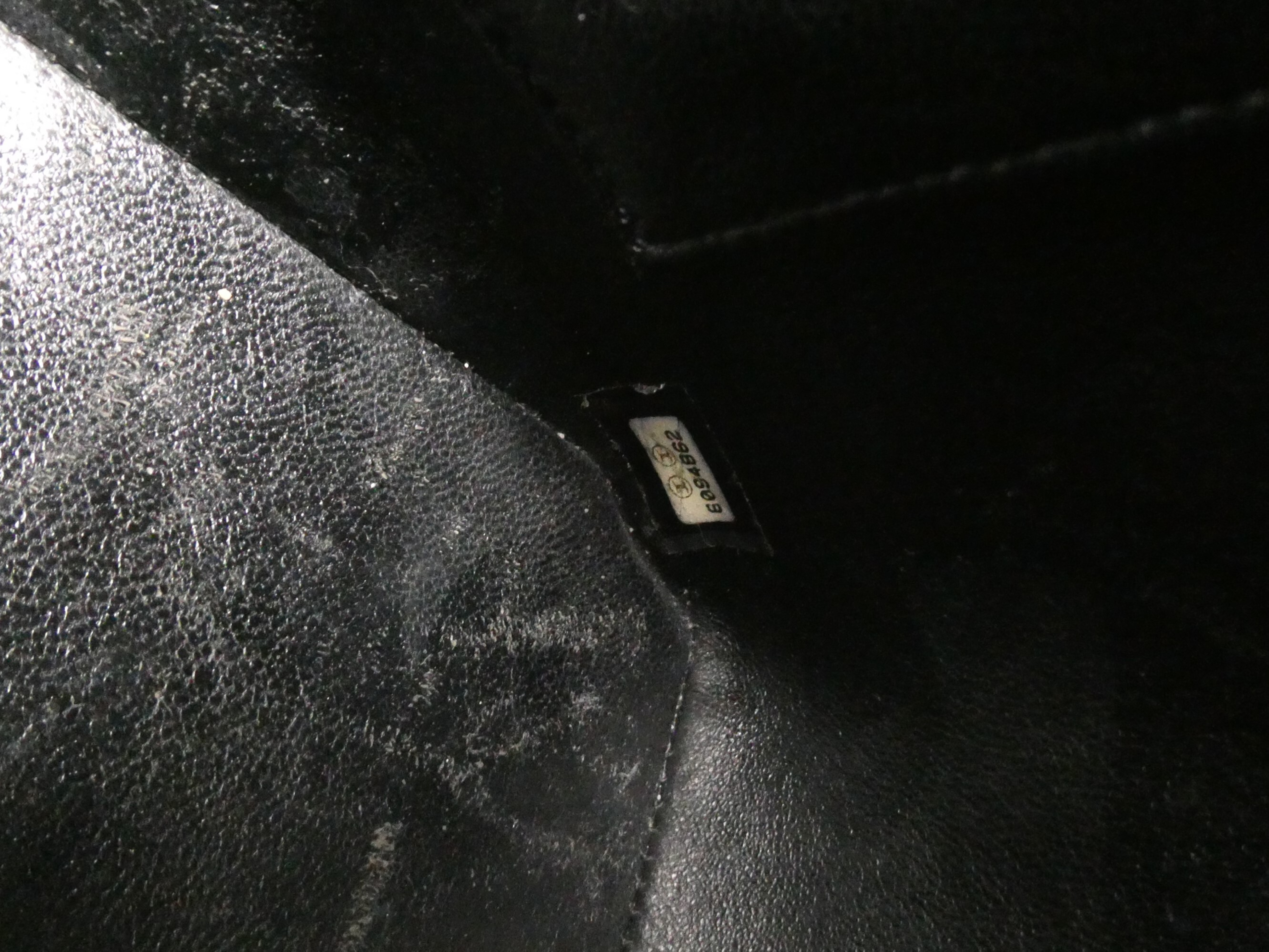 Reissue Tote Bag, Caviar Leather, Coco Mark — view 9