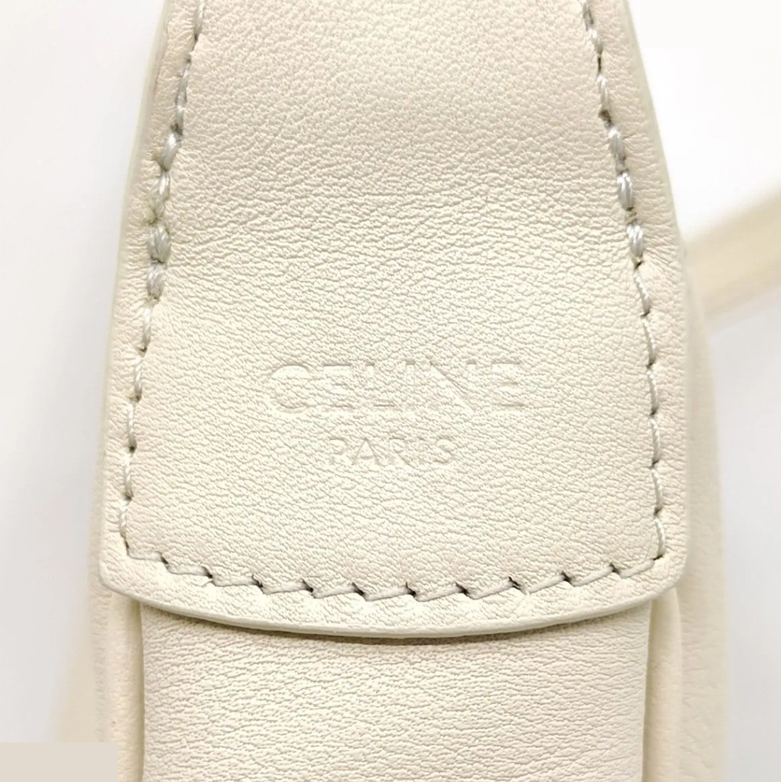 Unused with original packaging. 120723DPJ.01RC Lulu Leather 2-Way Bag — view 8