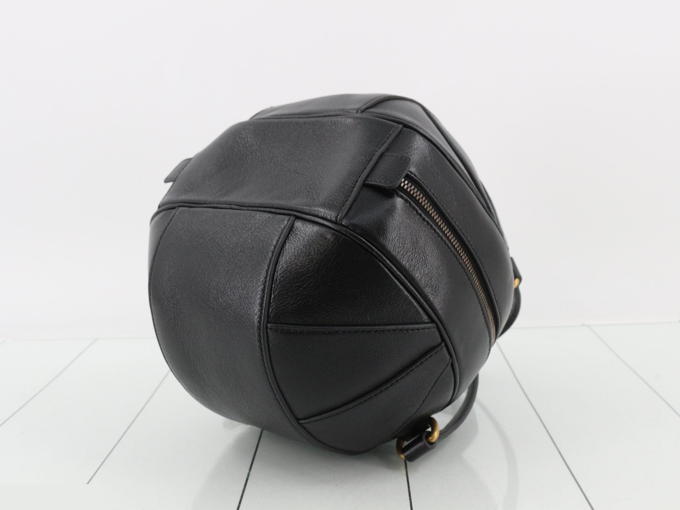 Basketball-shaped leather handbag, black — view 6