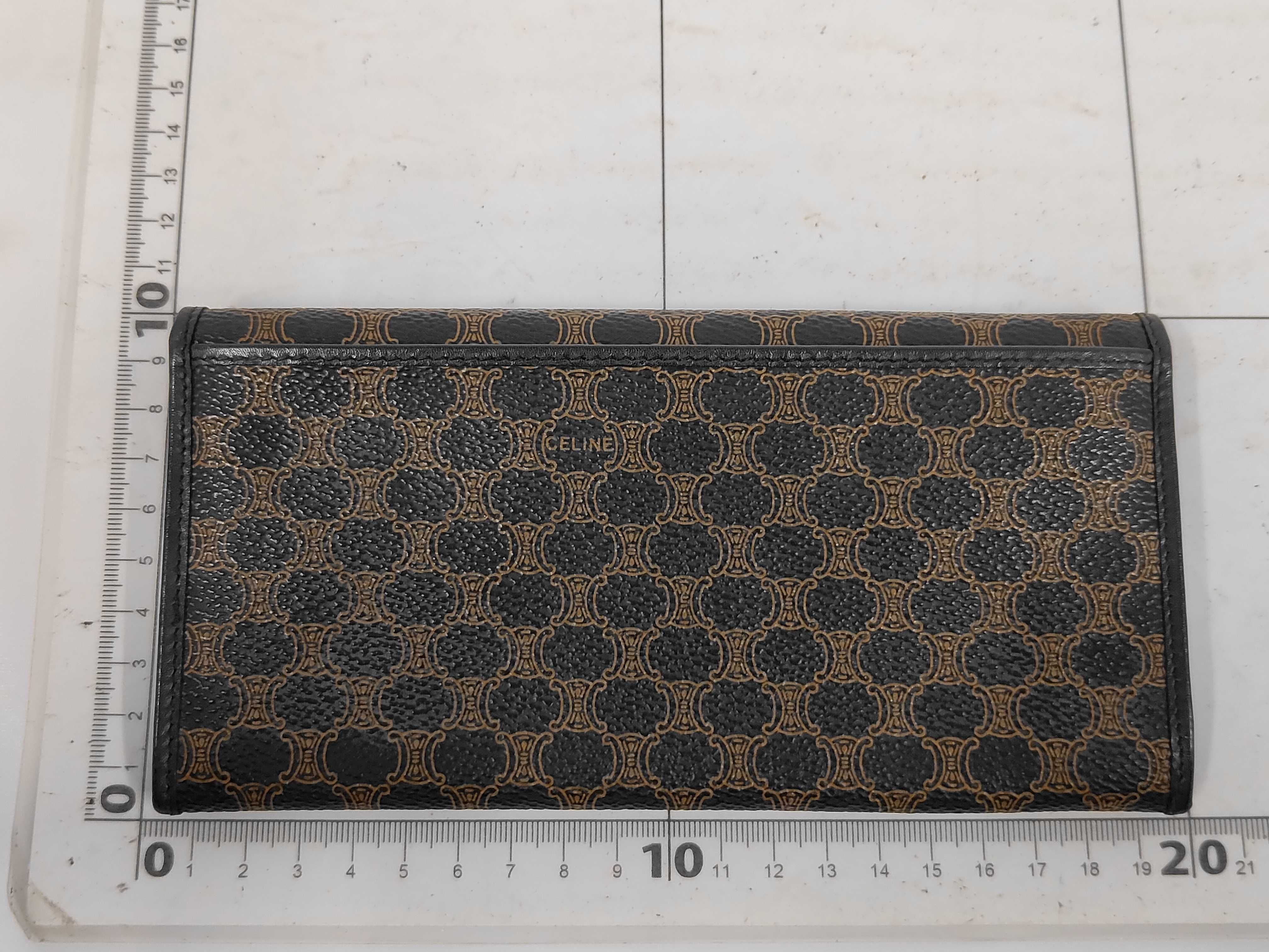Long Wallet — view 2