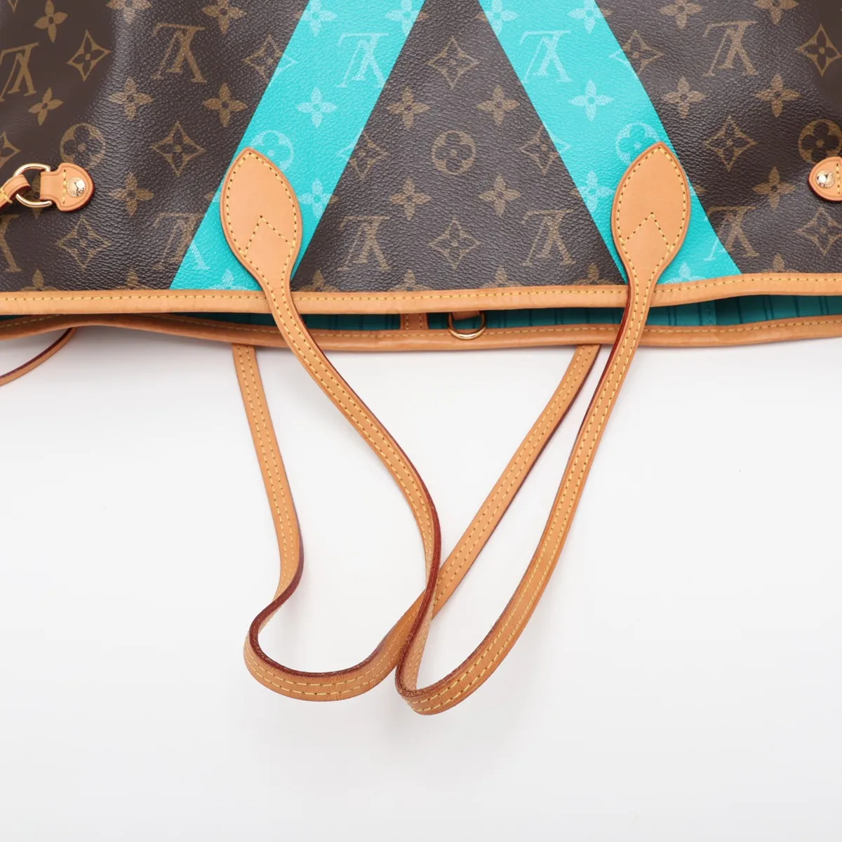 Monogram V Neverfull MM M41601 CA1105 Brown — view 5