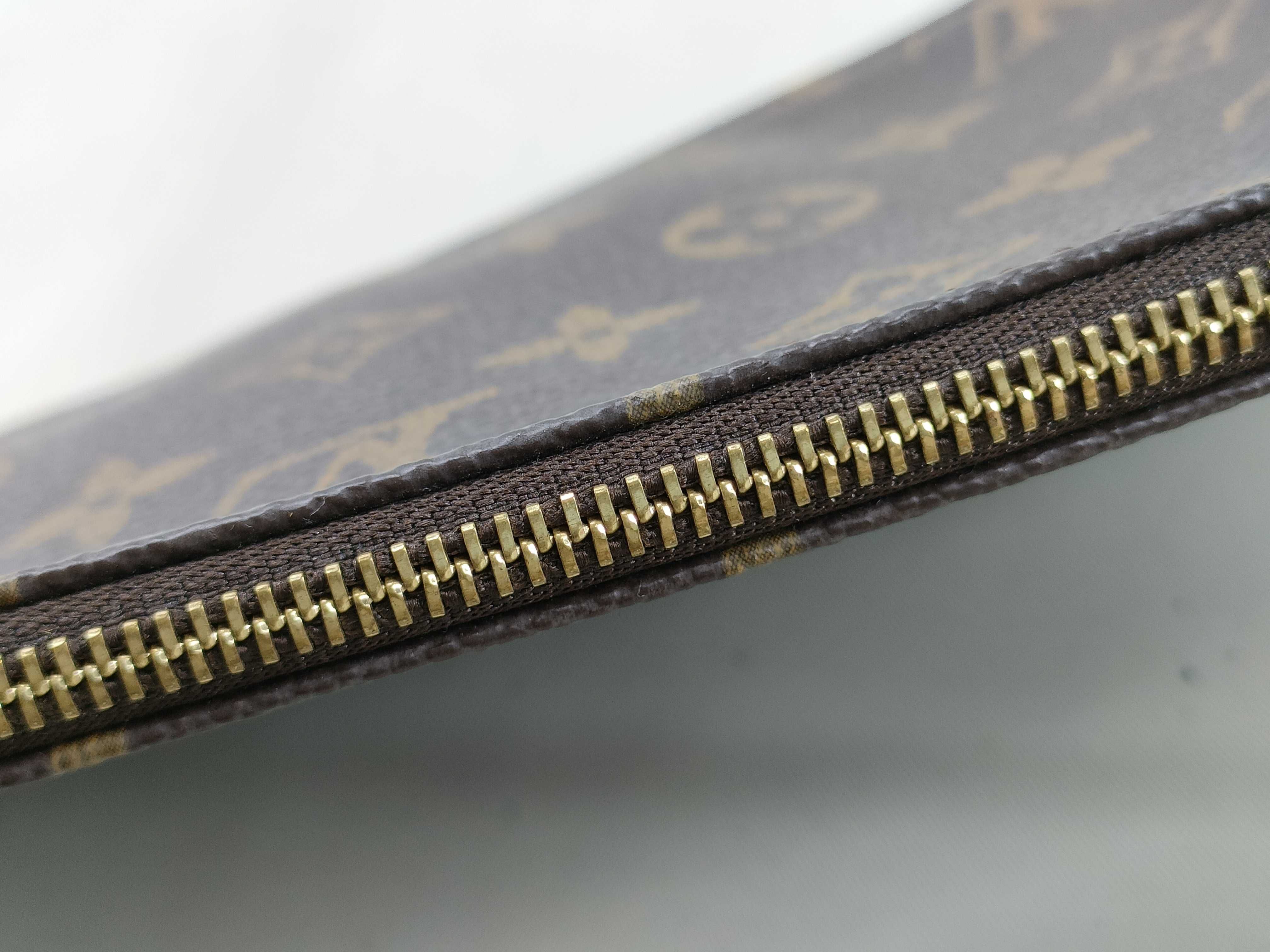 Monogram M40712 Pochette Accessoires Pouch AR1010 Handbag — view 9