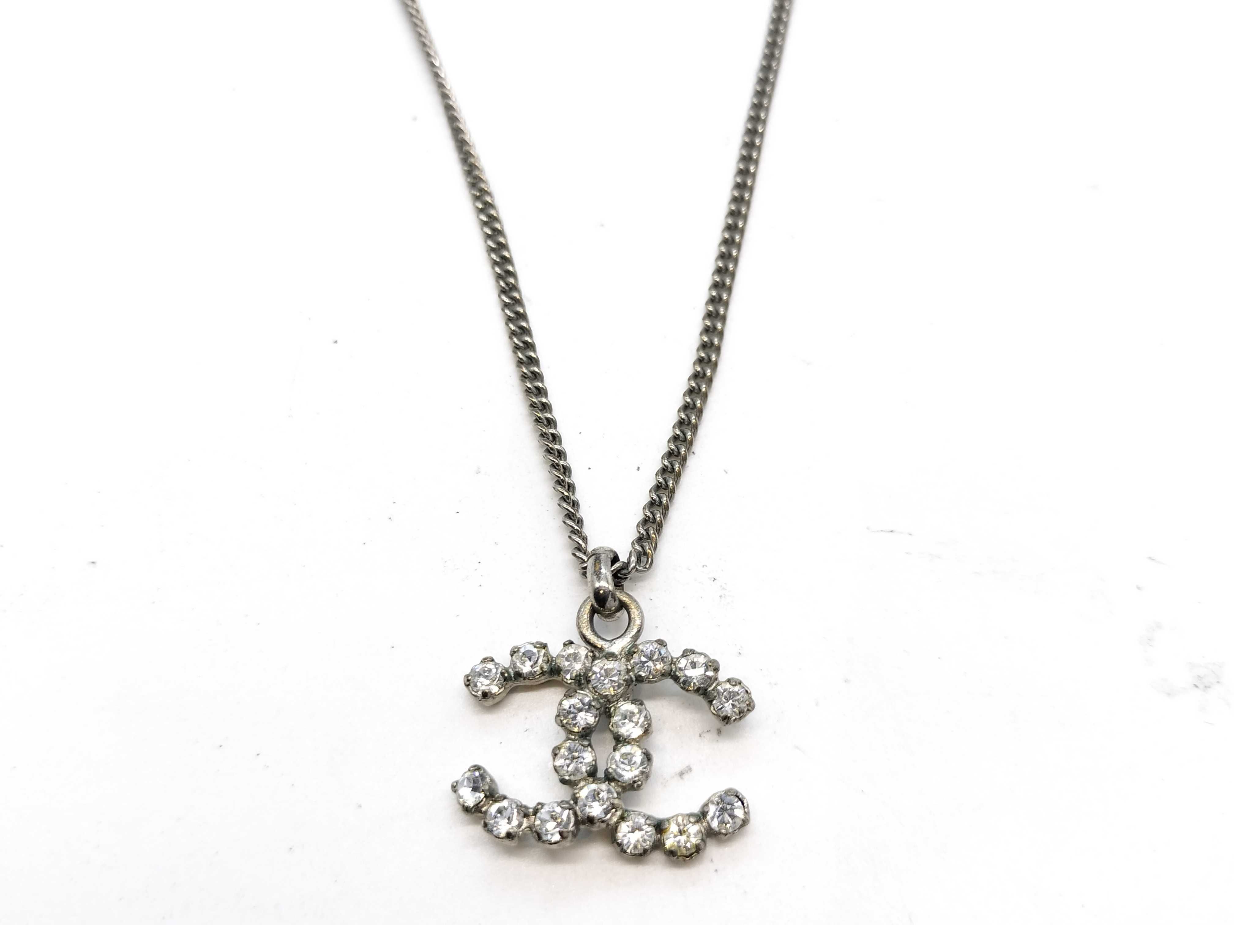 05V Coco Mark Stone Necklace